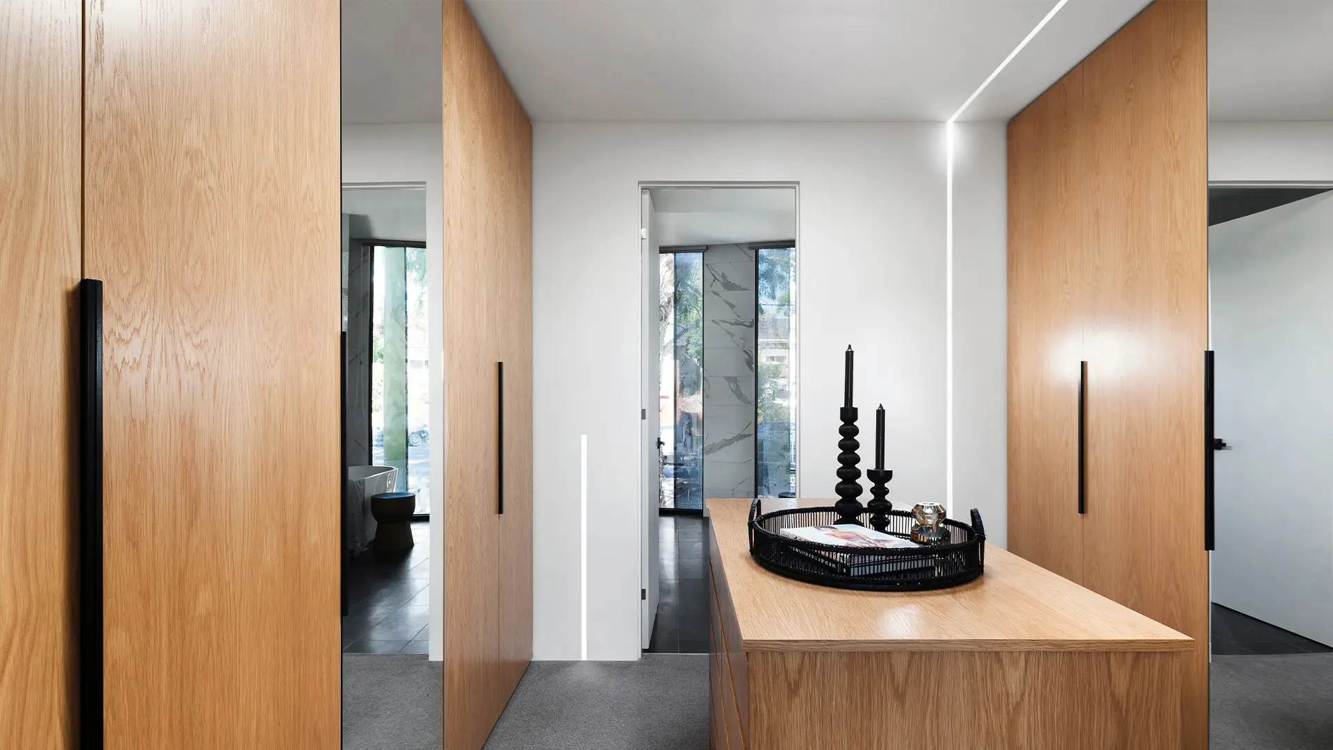 9010 Novantadieci - P010 profile ALUMITE® recessed