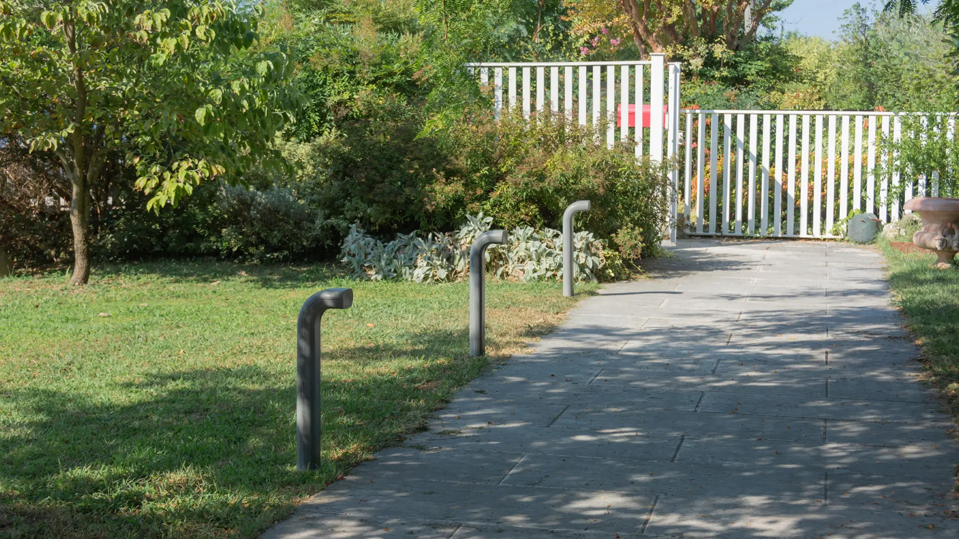 9010 Novantadieci - PIPE bollard outdoor lighting BETALY®