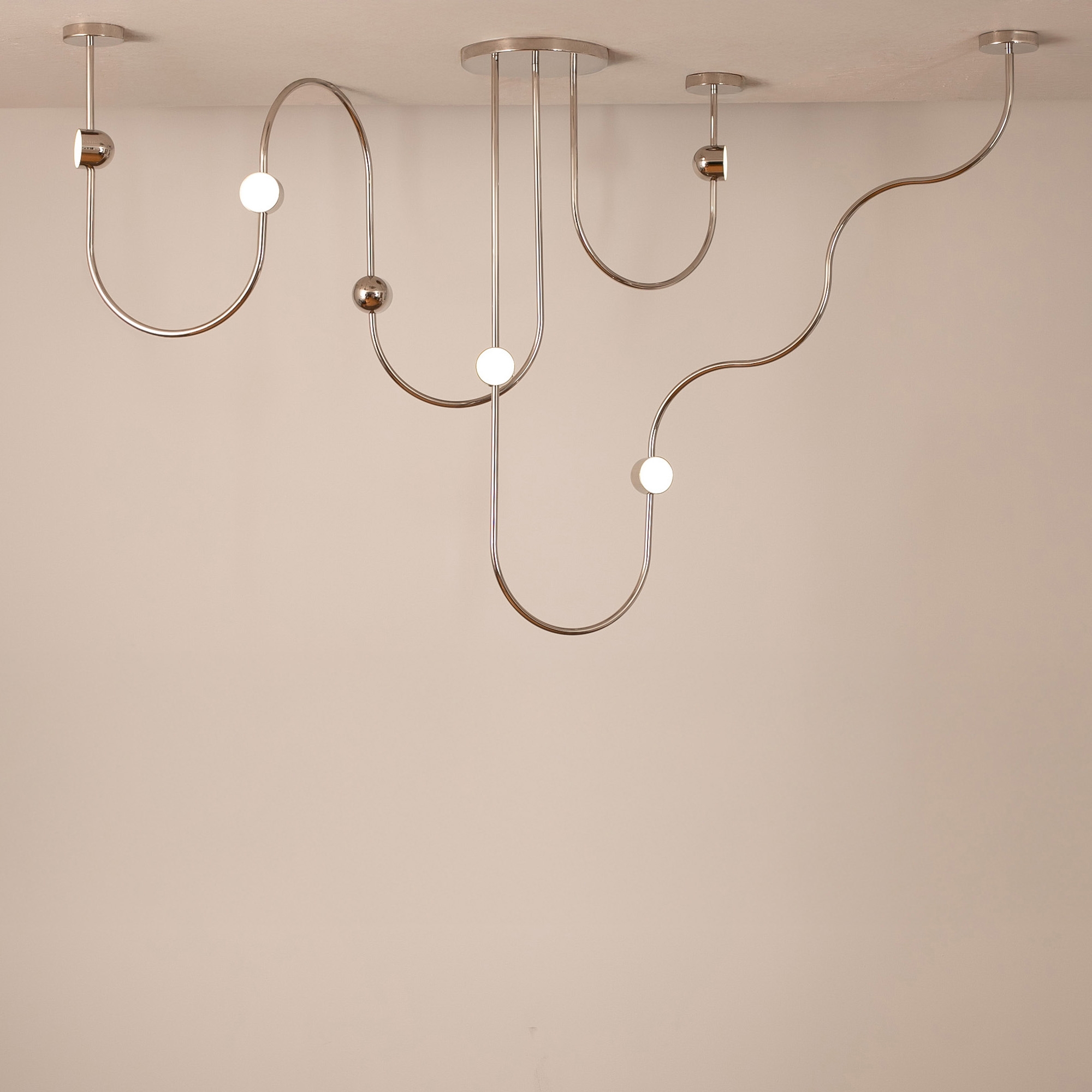 Produkt Dia Config 3 Contemporary LED Chandelier des Herstellers Ovature Studios anzeigen