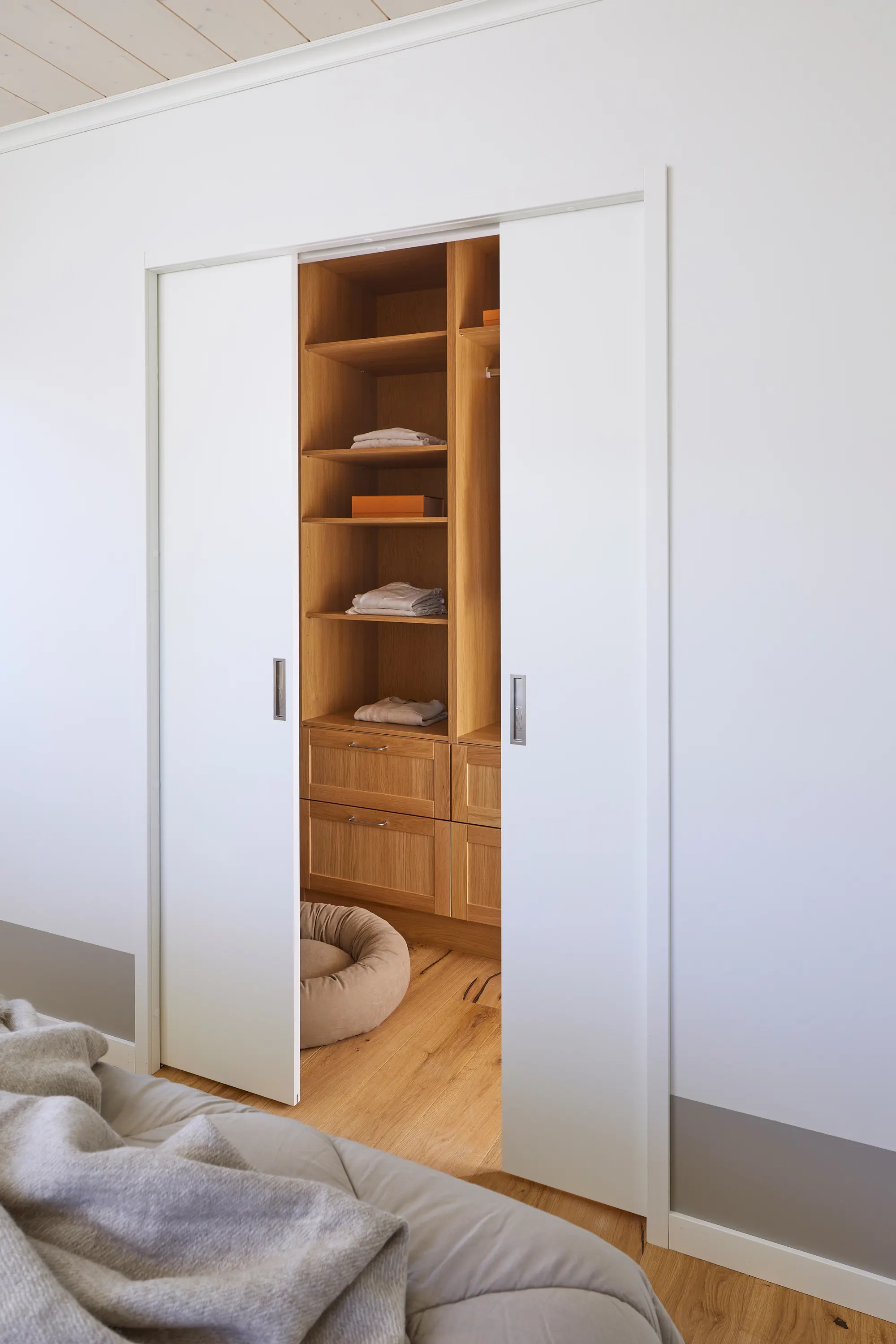 LIUNE - D19 Lightdoor