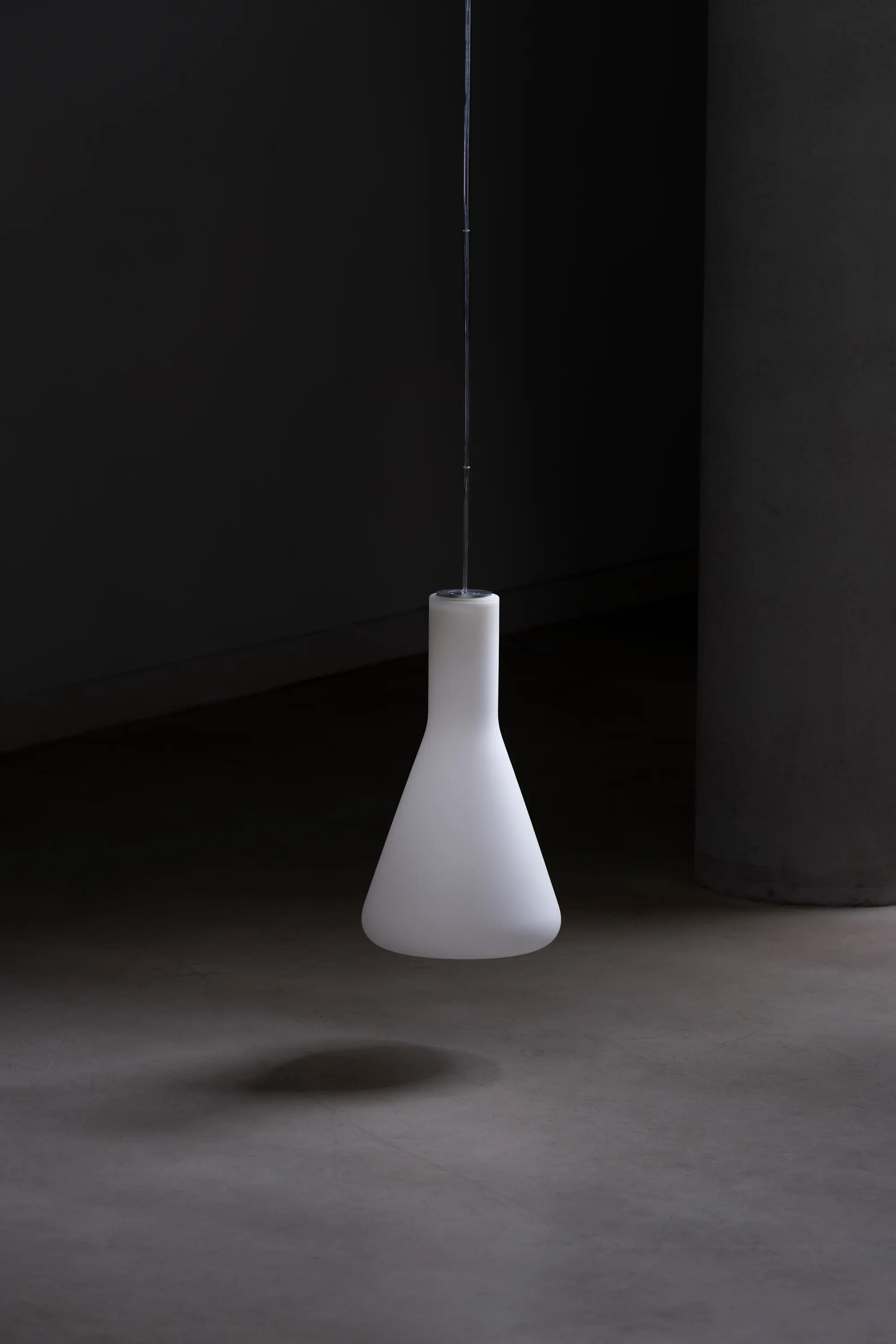 AGO Lighting - Shuttle | Large