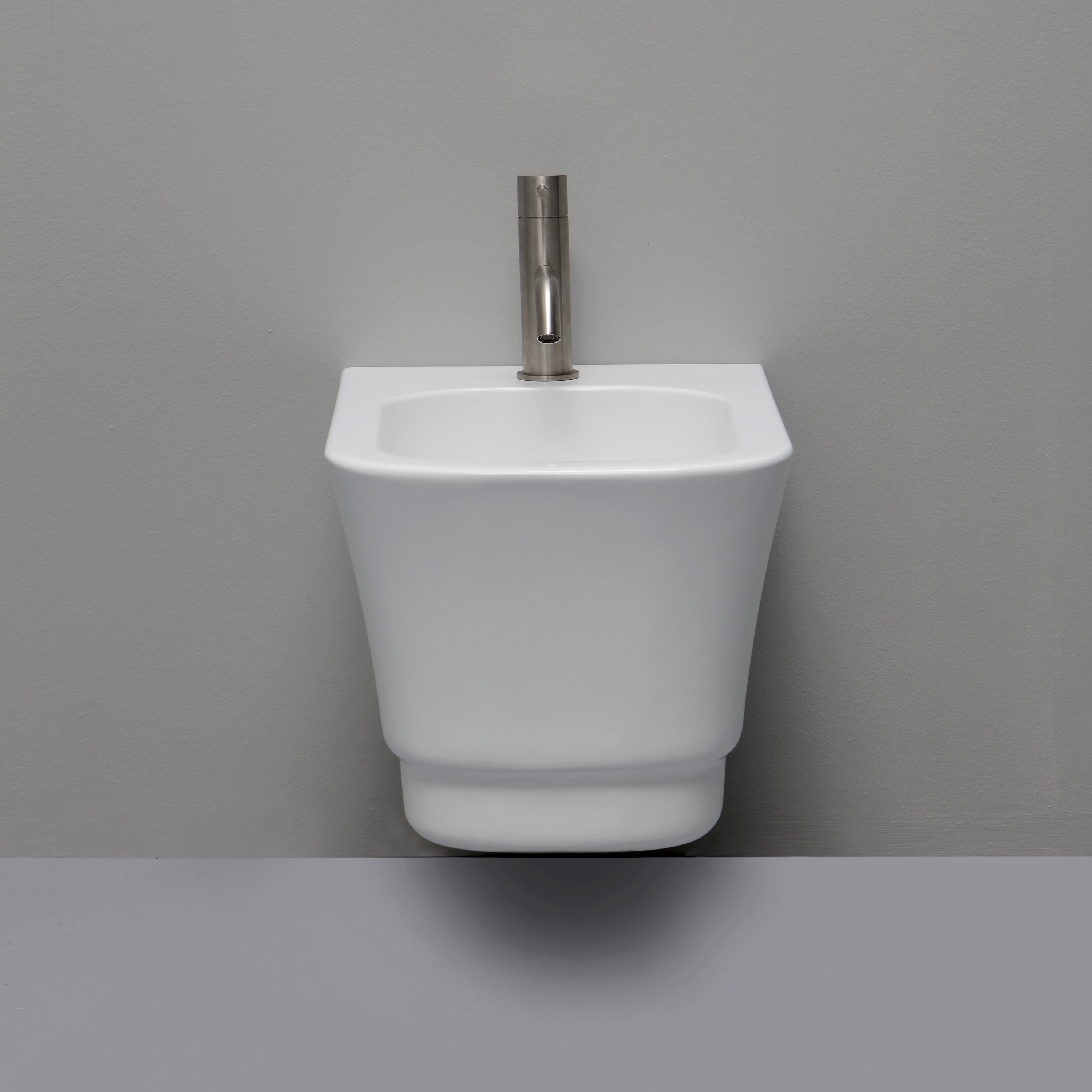 Produkt Idea bidet sospeso des Herstellers White Ceramic Srl anzeigen