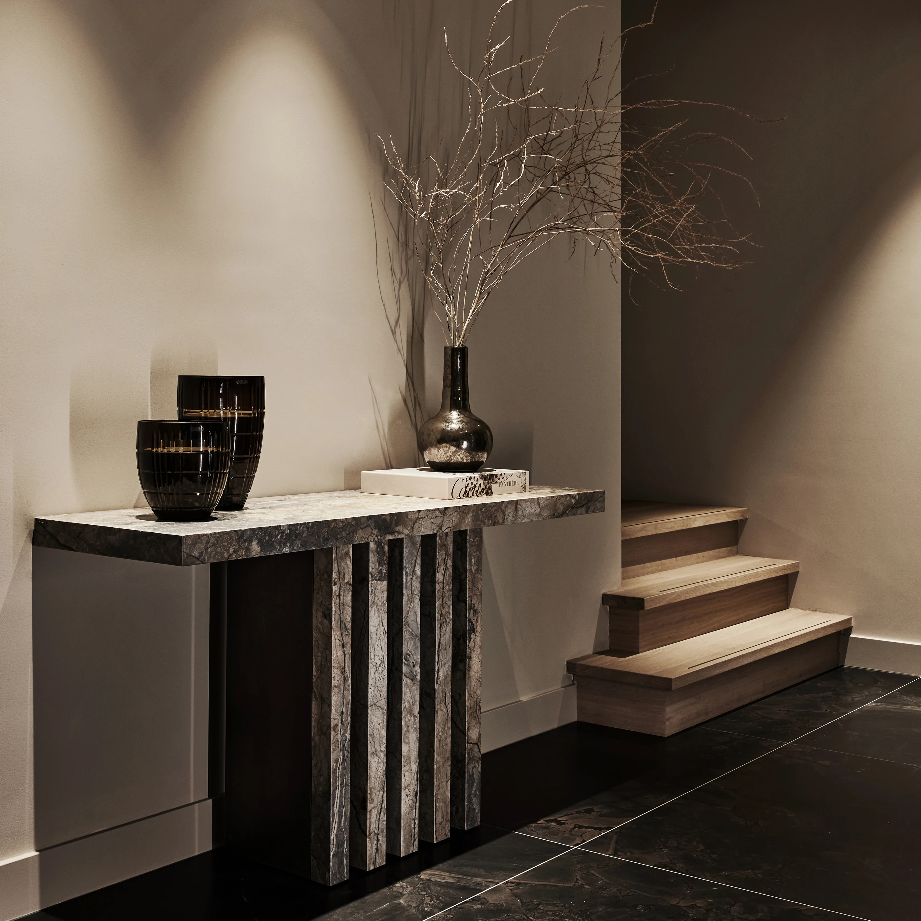 CONSOLE TABLE