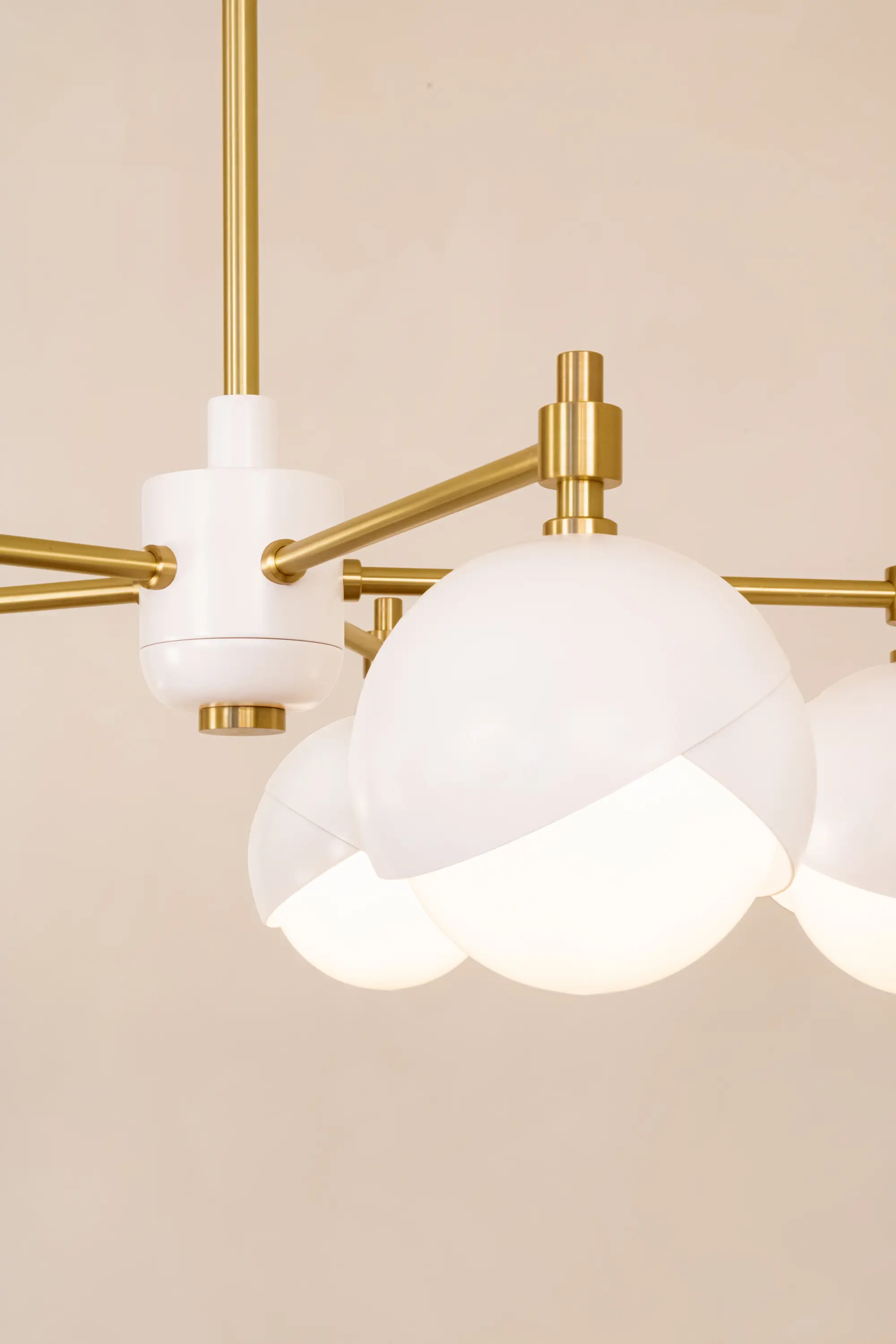 Trella - Benedict | 5 Light Chandelier (Eggshell / Satin Brass)