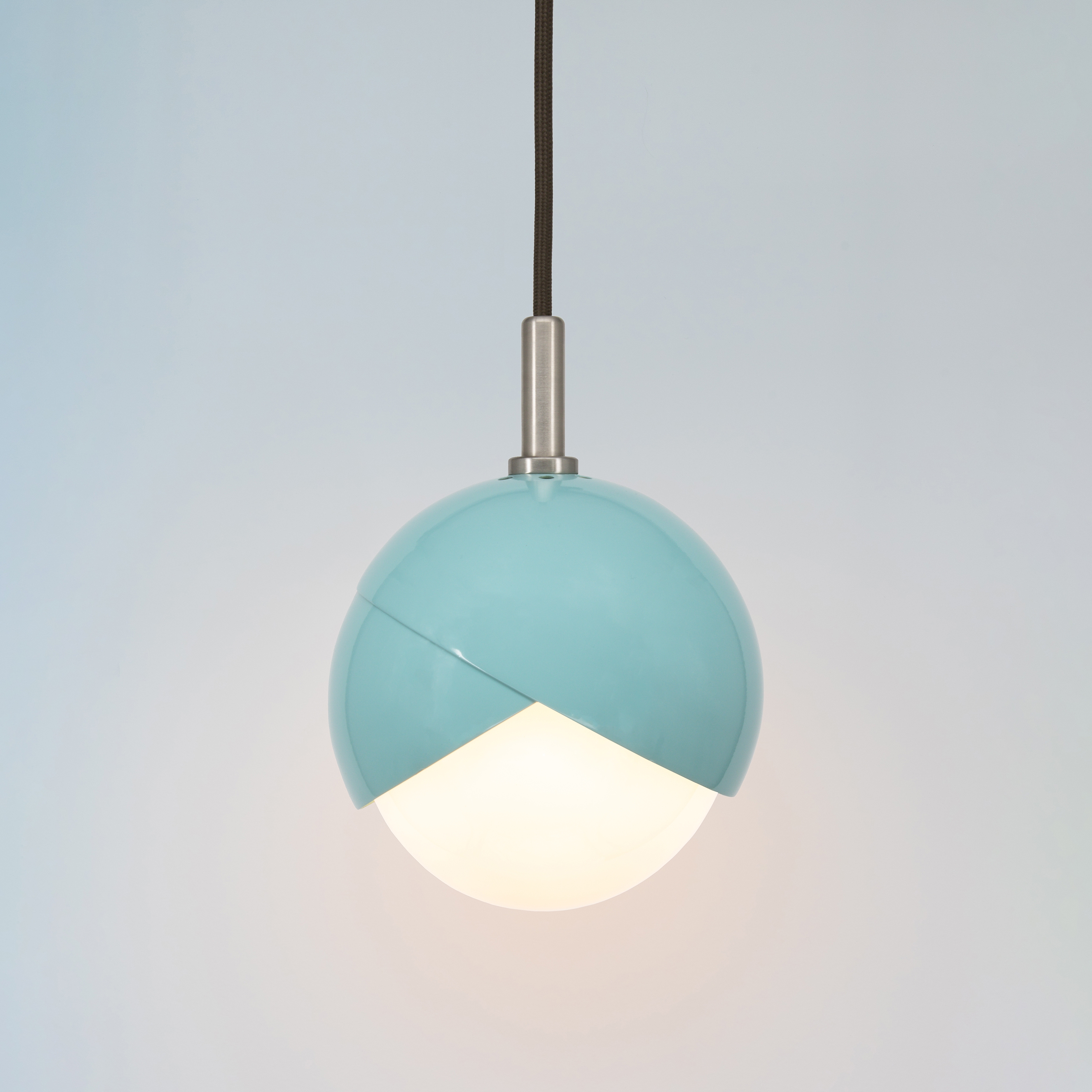 Benedict | Pendant - 9 inch (Mint Cream)
