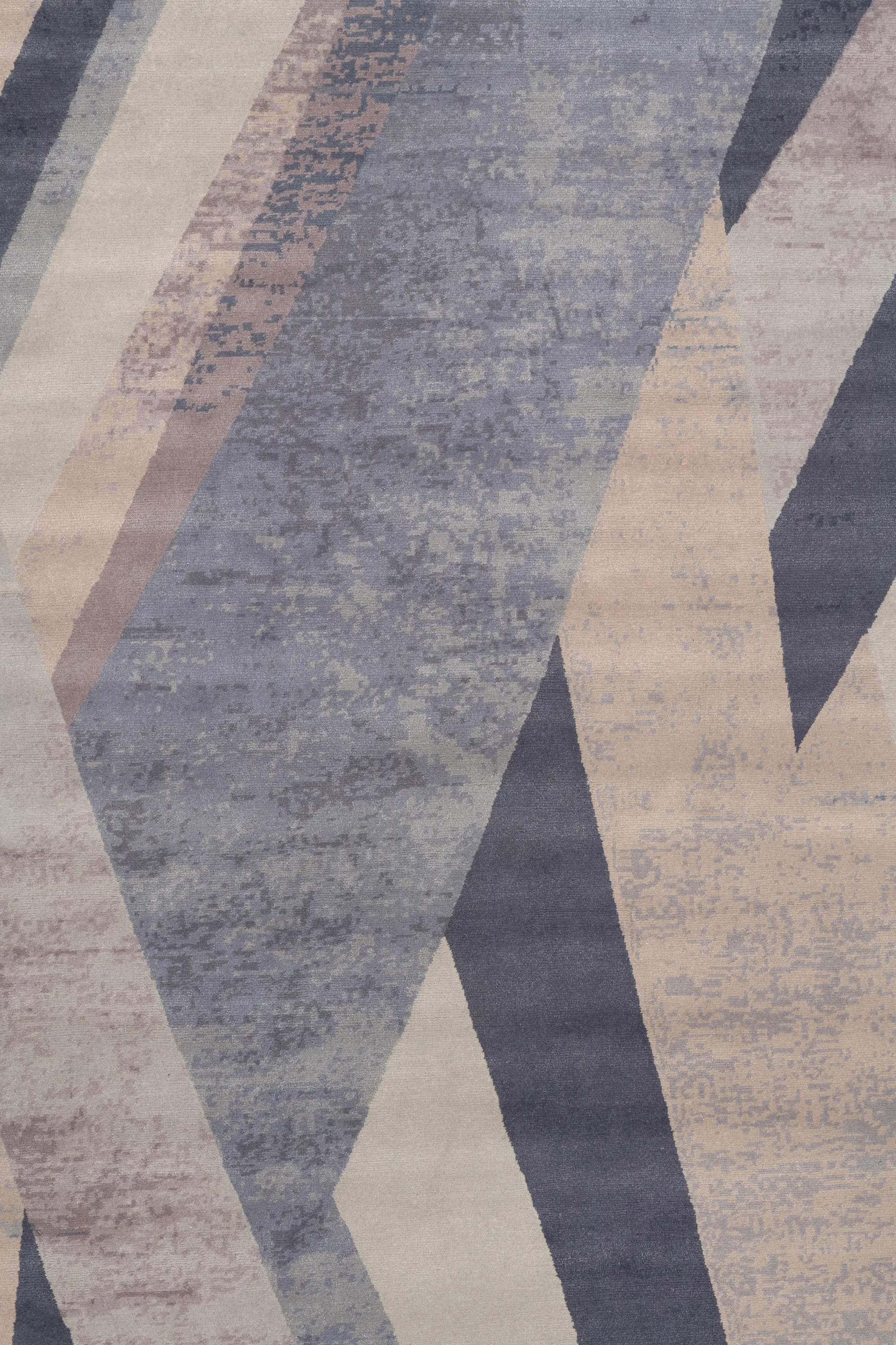 D.S.V. CARPETS - Intersected  Lines