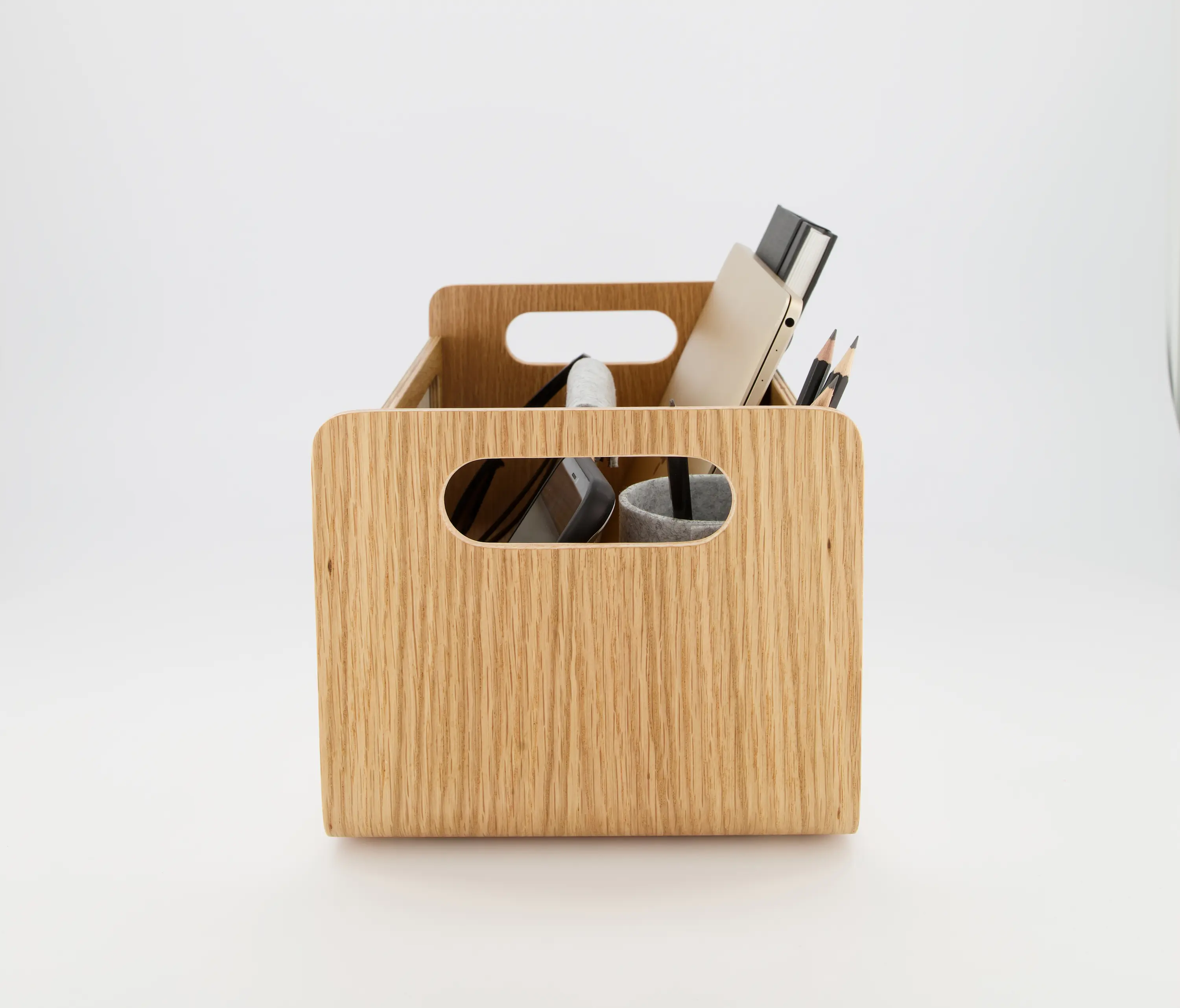 Gustav Concept - Studio Roble