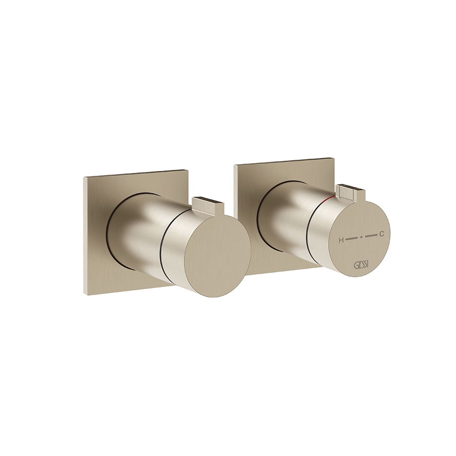 Display product Inverso from manufacturer GESSI