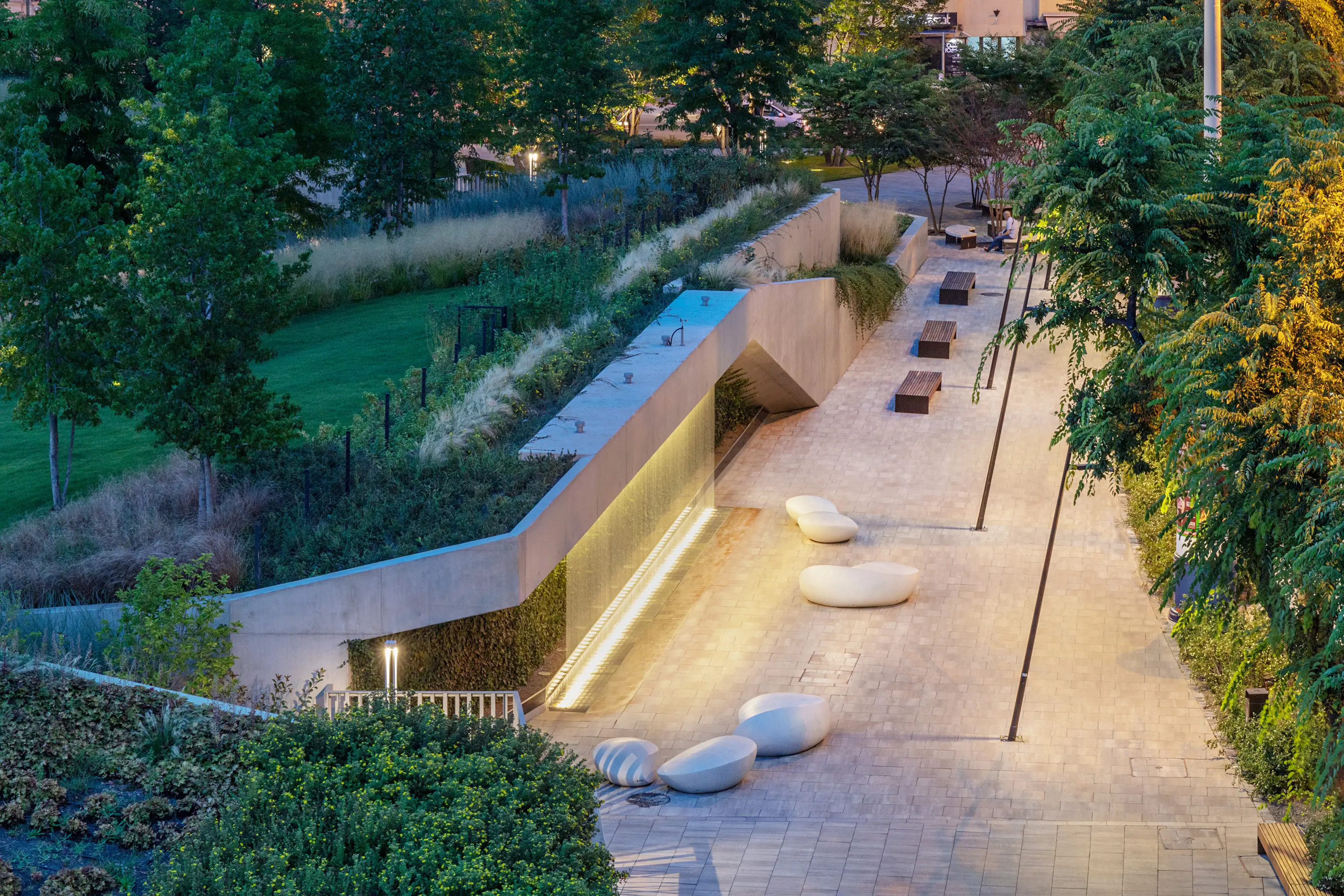 VPI Concrete - Kavics | S Organic Concrete Object