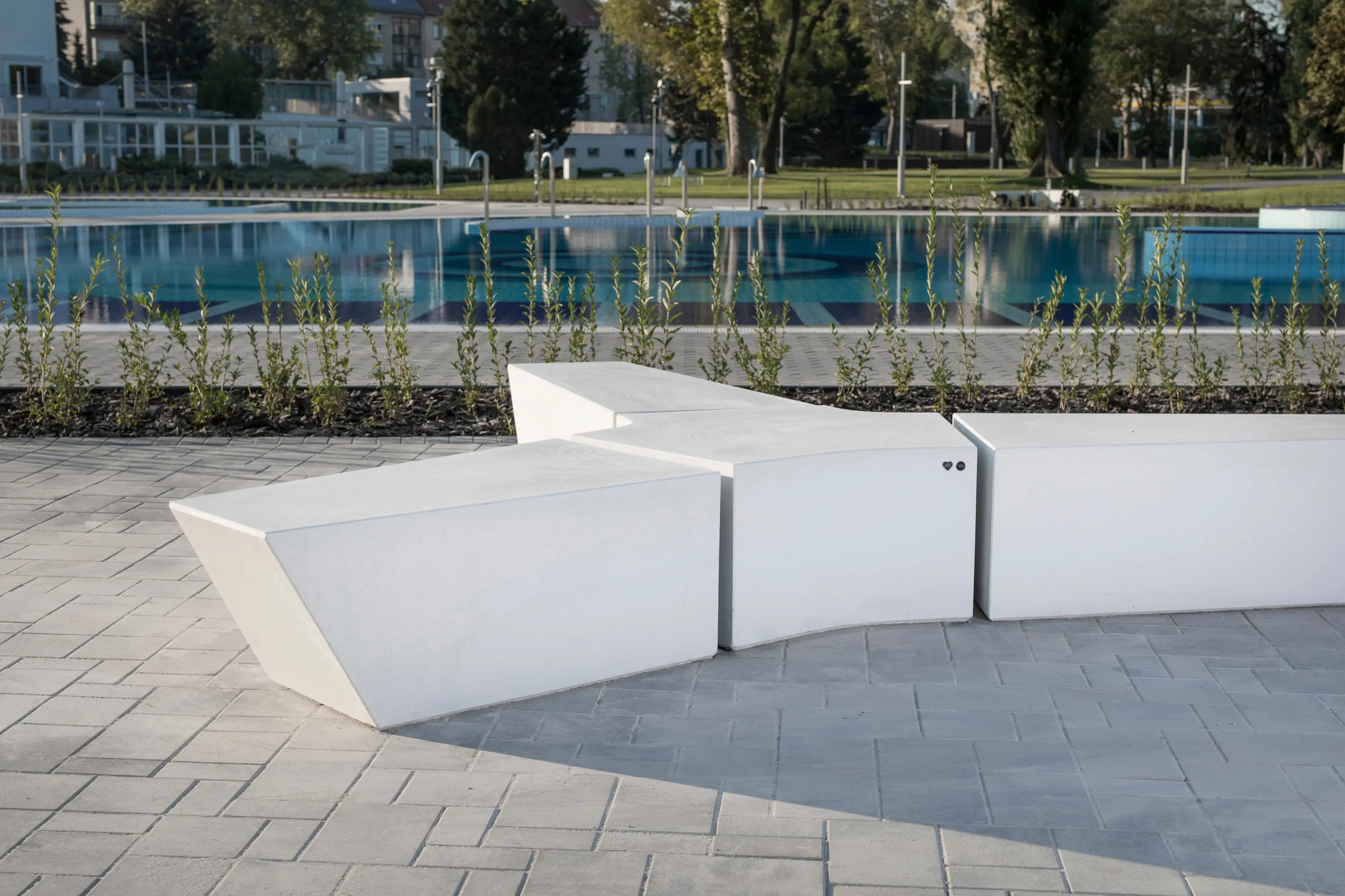 VPI Concrete - Croma | Concrete Bench System