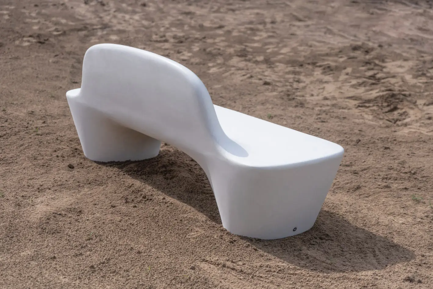 VPI Concrete - Haló | Concrete Bench with Backrest
