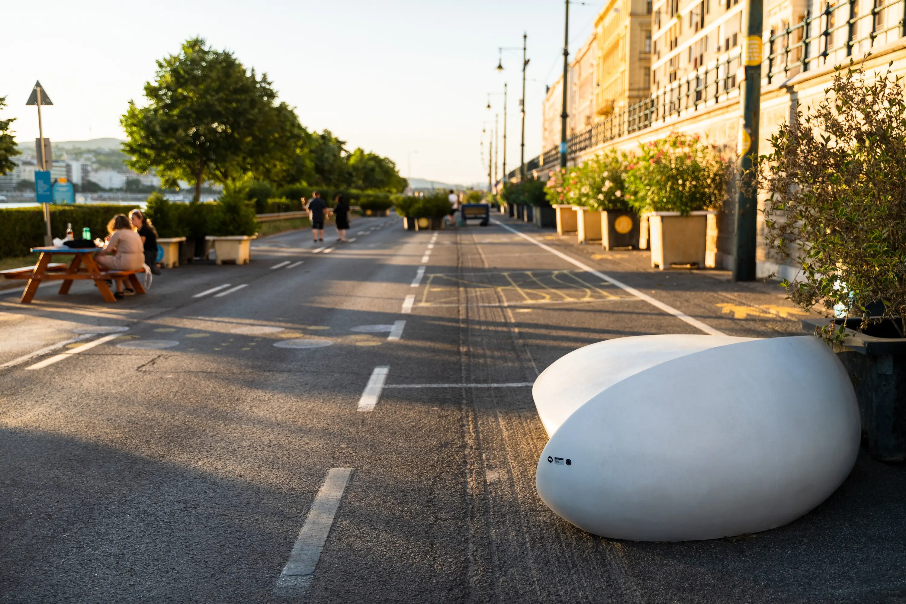 VPI Concrete - Kavics | XL Organic Concrete Object