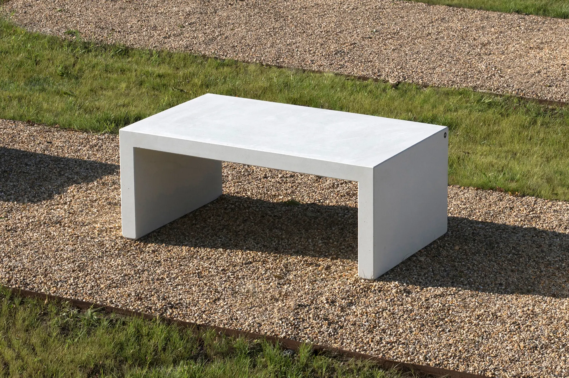 VPI Concrete - Liner | Concrete Bench