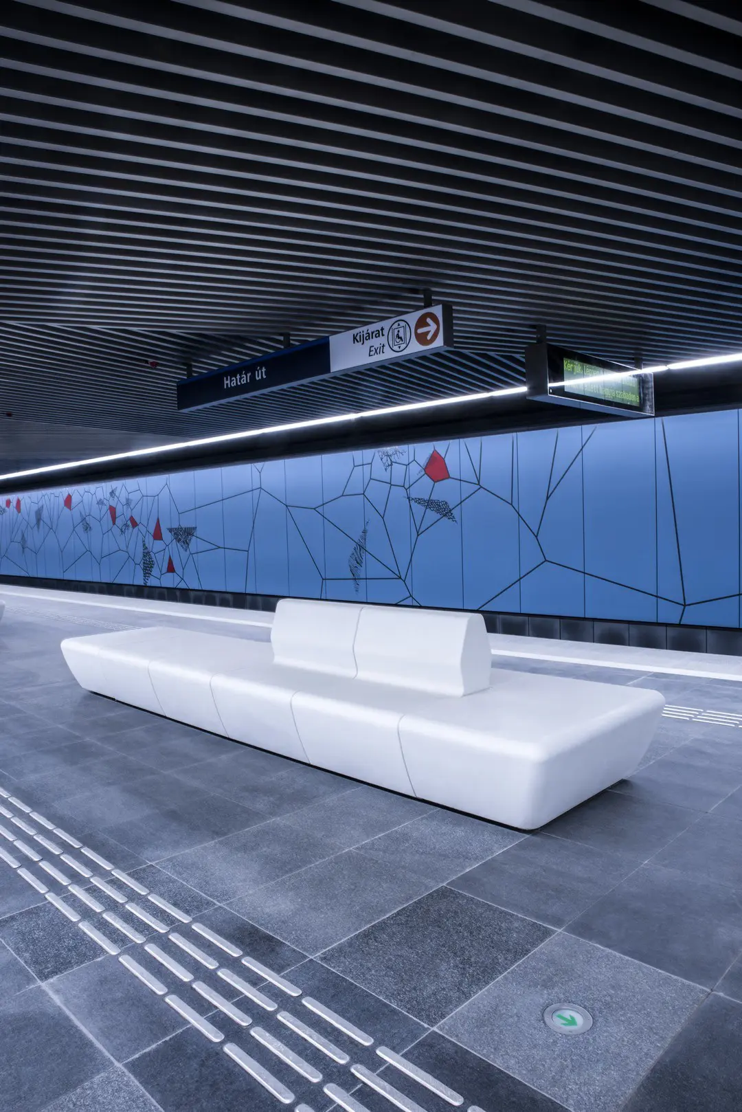 VPI Concrete - Lungo | Concrete Bench System