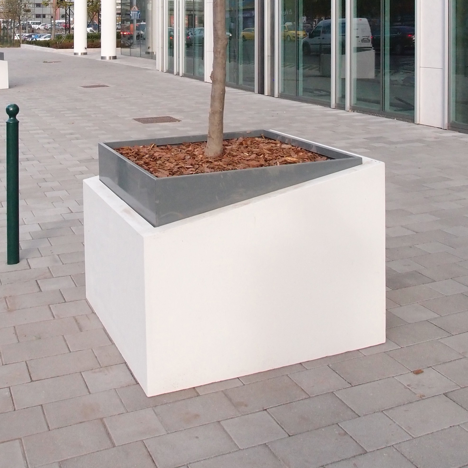 Mostra il prodotto Planta | Concrete Planter del produttore VPI Concrete