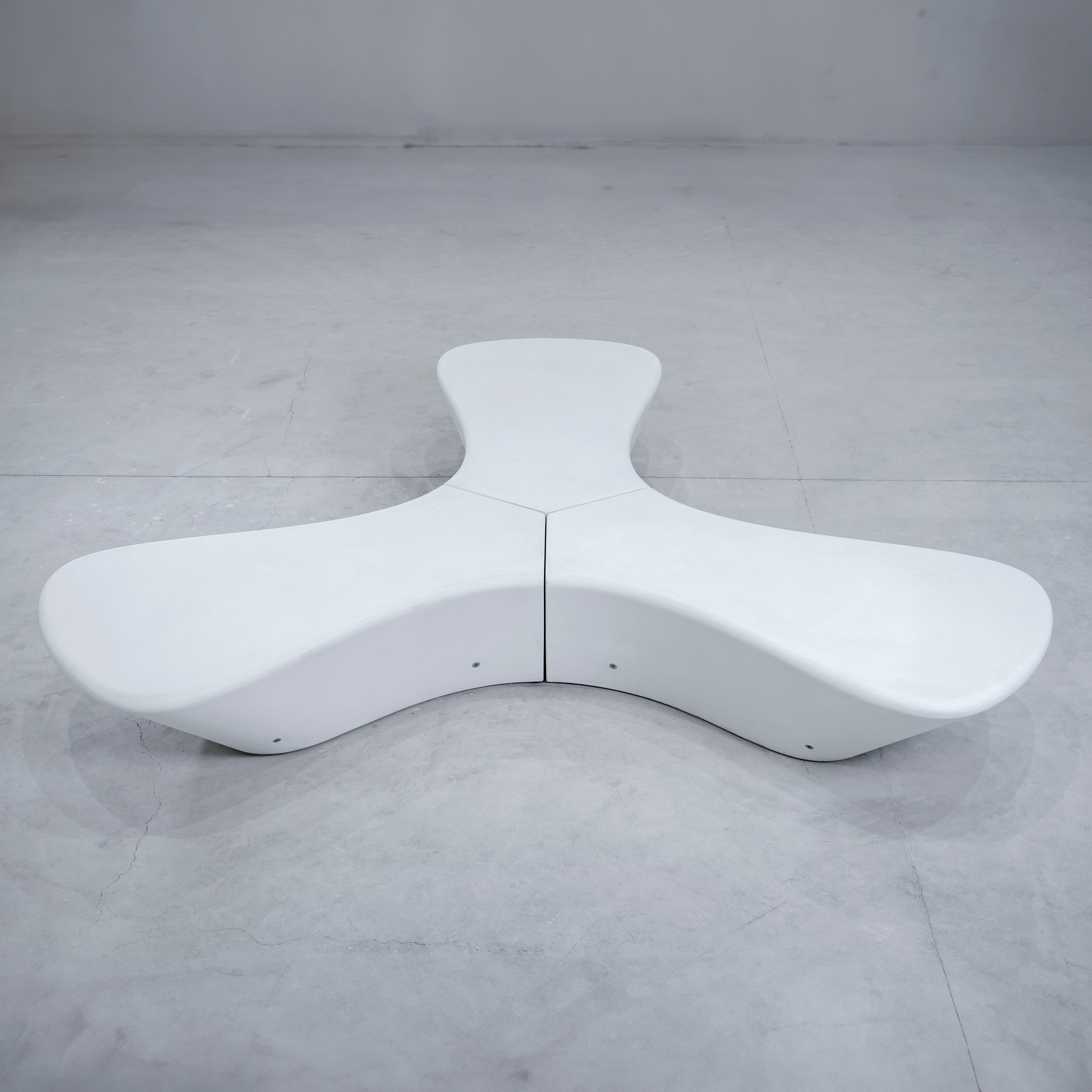Display product Propeller | Concrete Bench System from manufacturer VPI Concrete