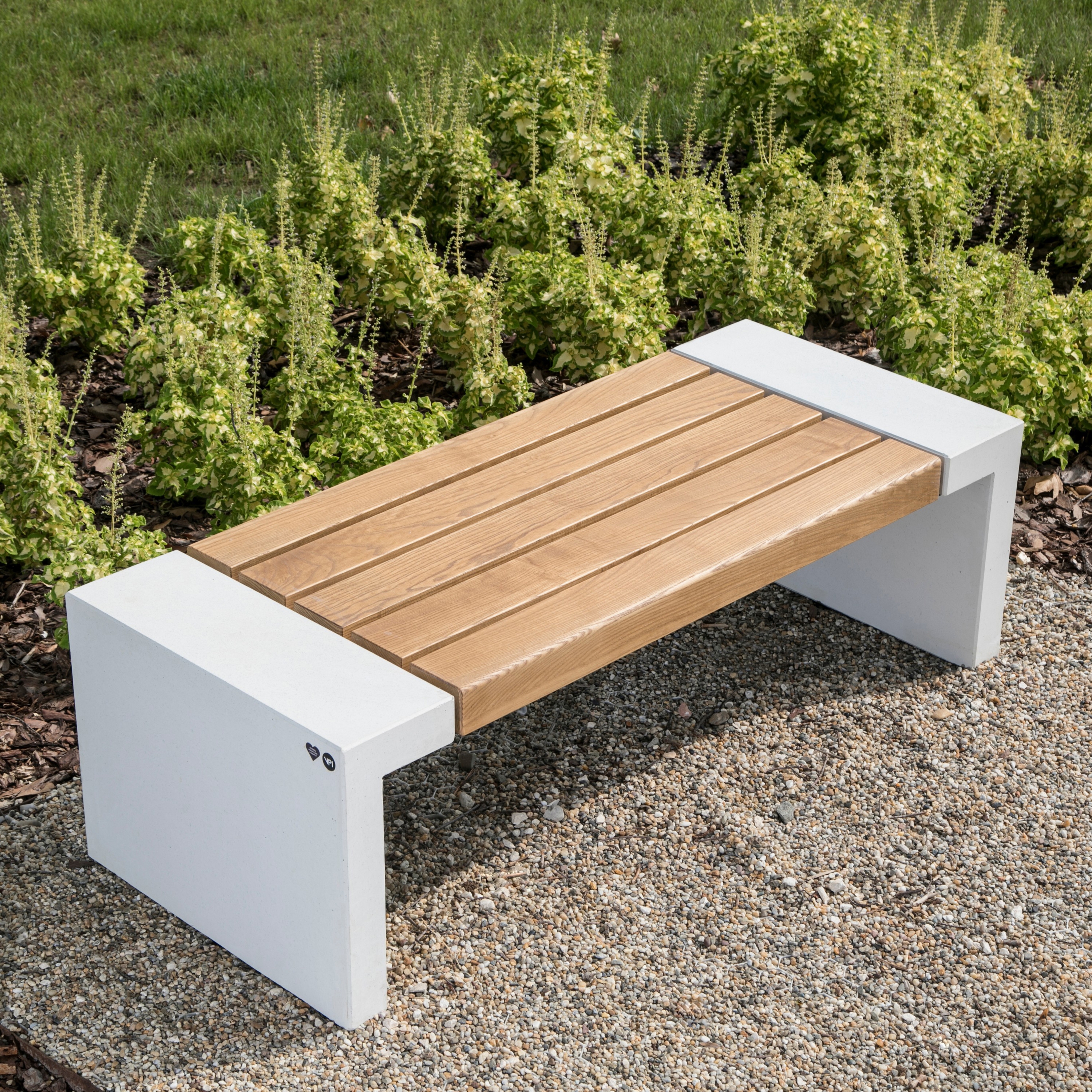 Mostra il prodotto Woody | Bench without Backrest del produttore VPI Concrete