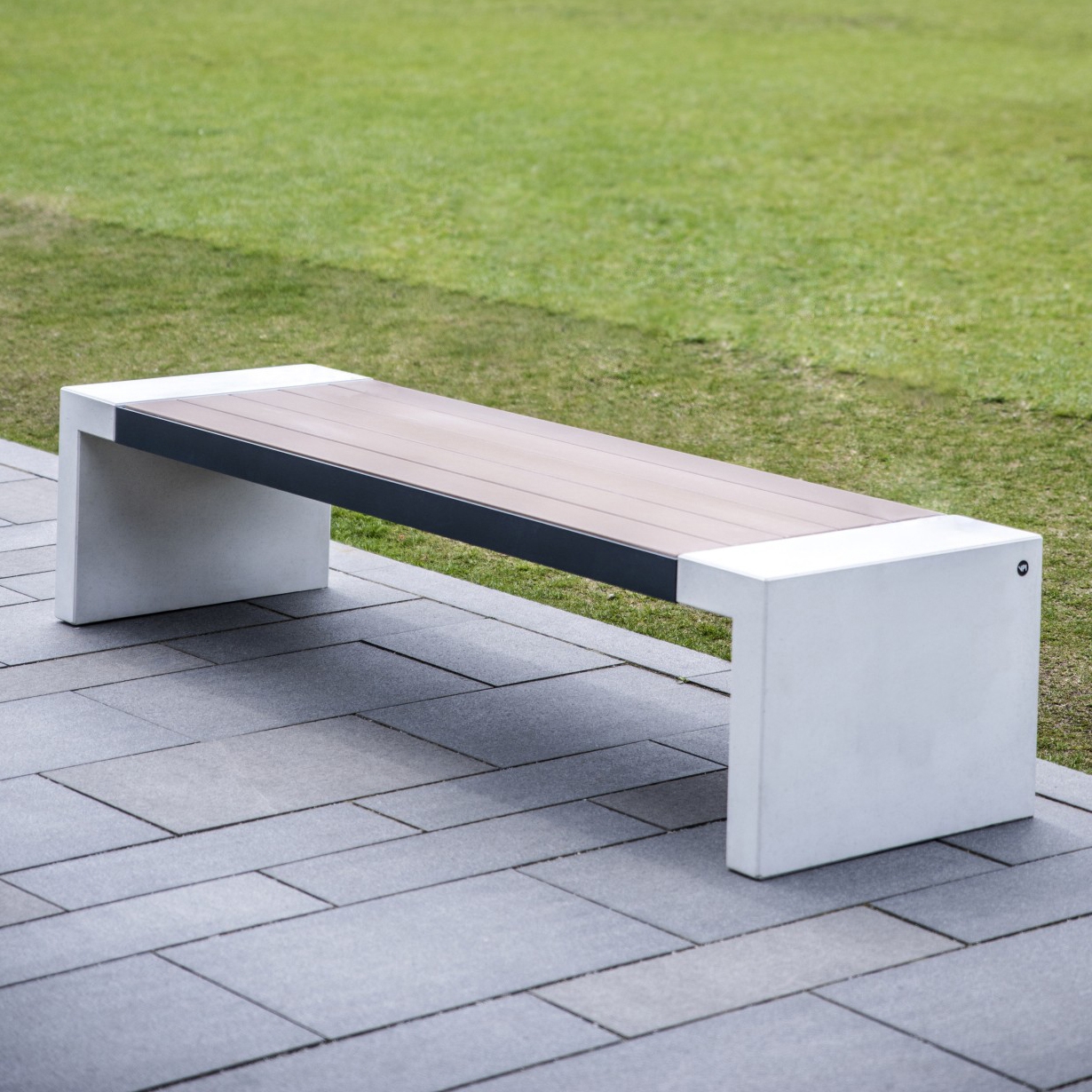 Display product Woody | Resysta Bench without Backrest from manufacturer VPI Concrete