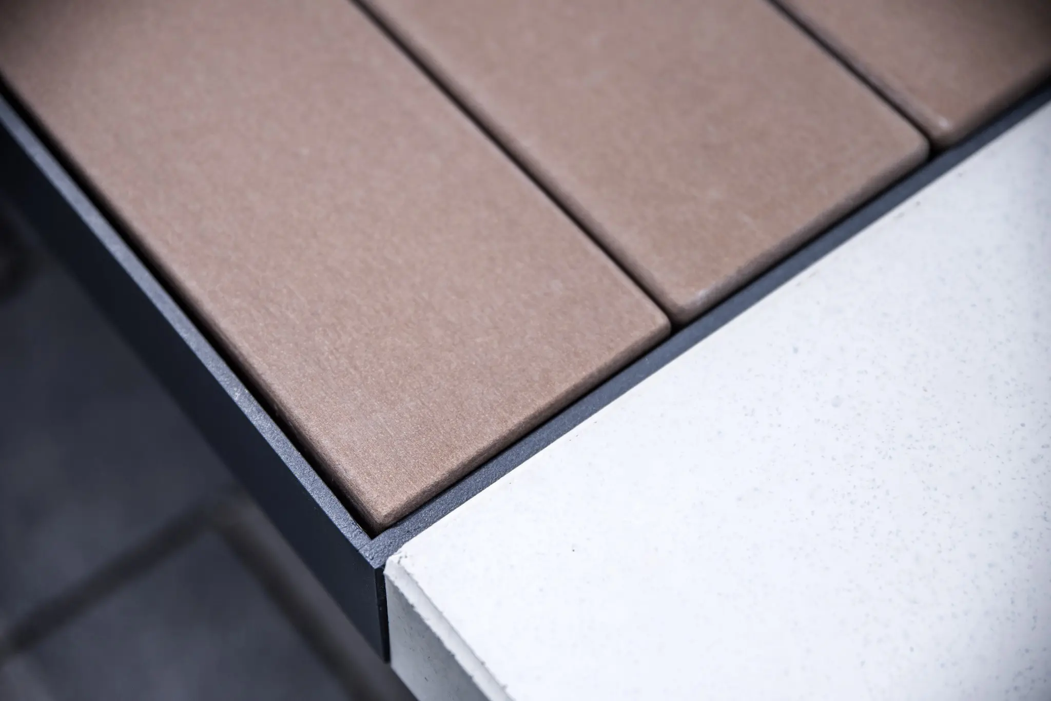 VPI Concrete - Woody | Resysta Bench without Backrest