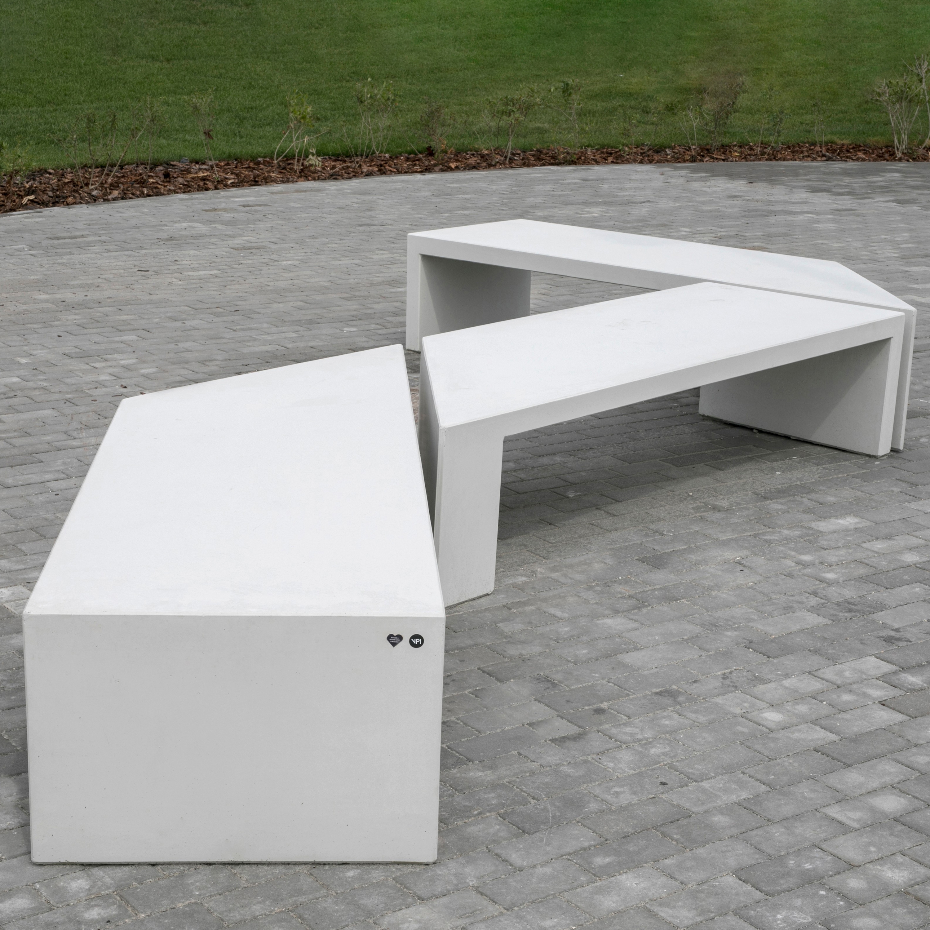 Display product Zigza | Concrete Bench from manufacturer VPI Concrete