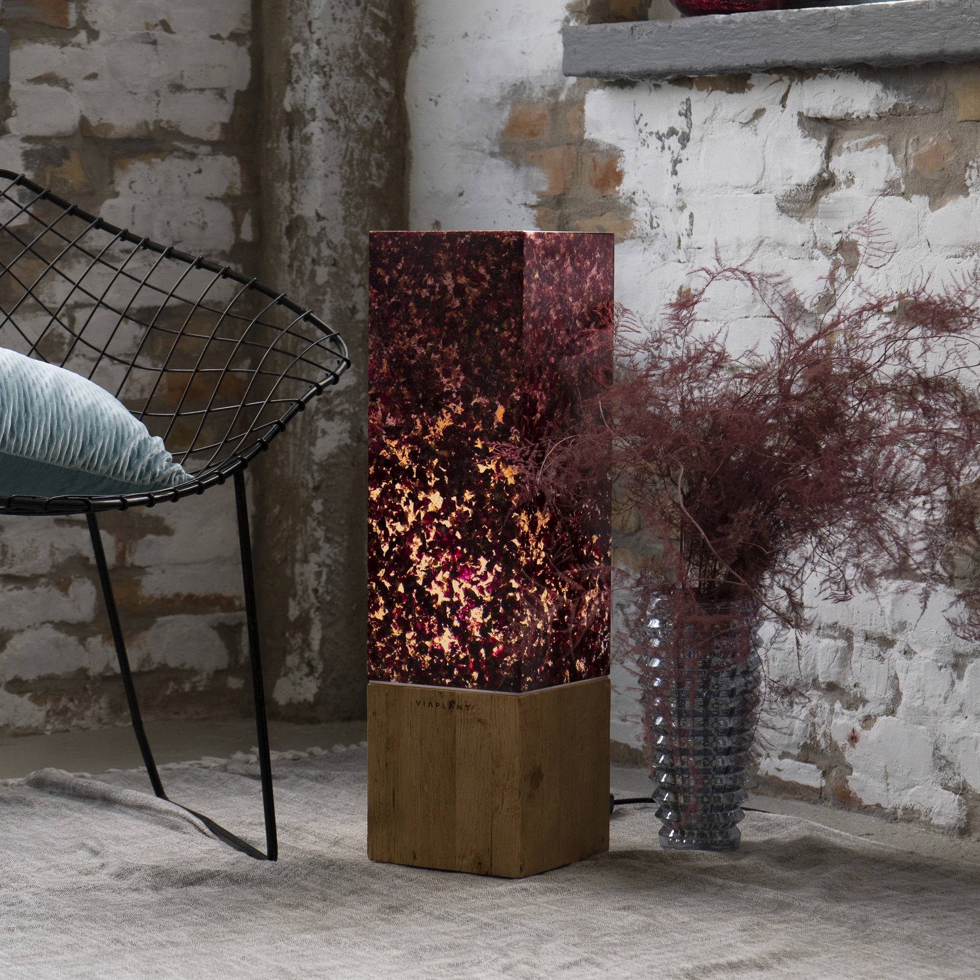 Columna floor lamp