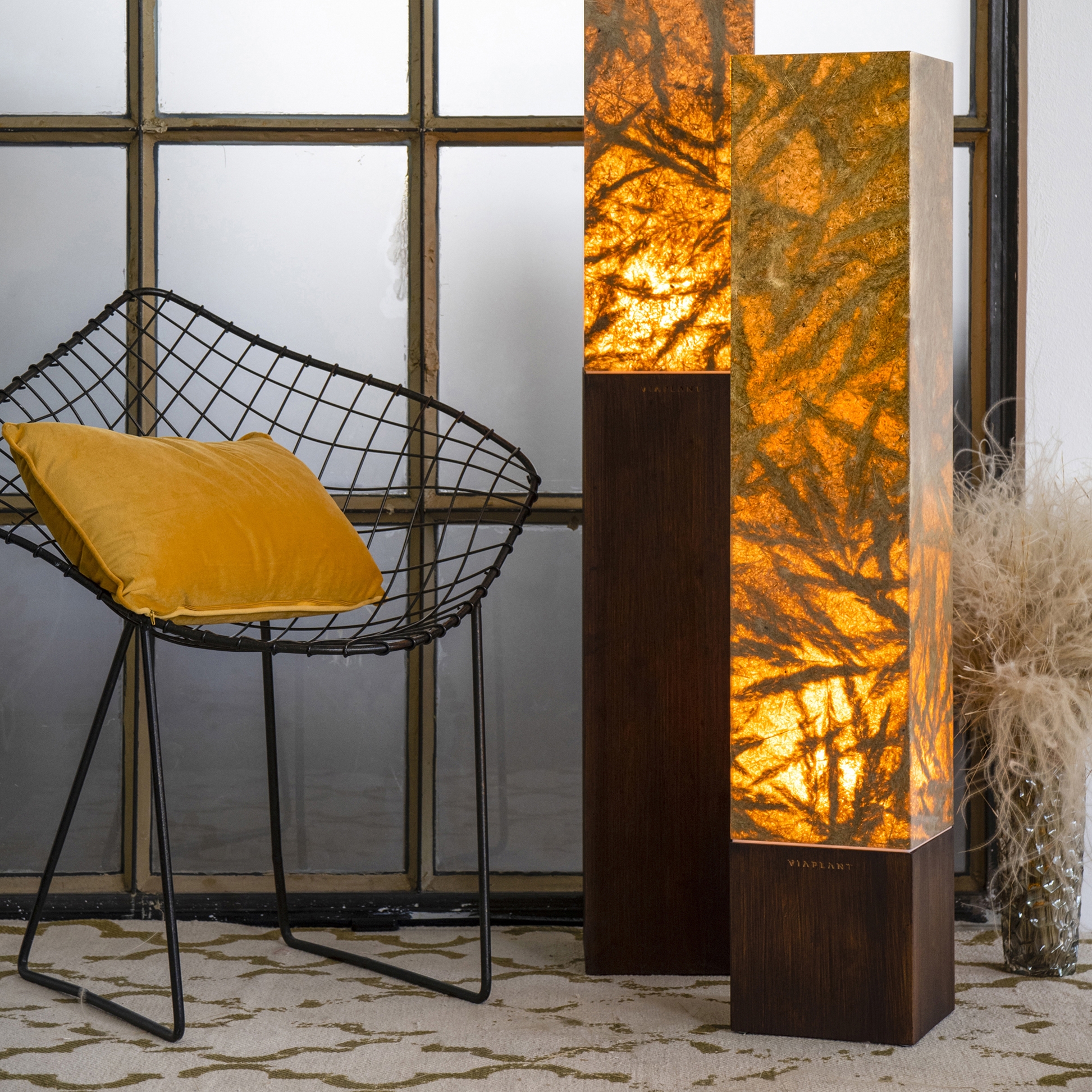 Mostra il prodotto Columna floor lamp del produttore Viaplant