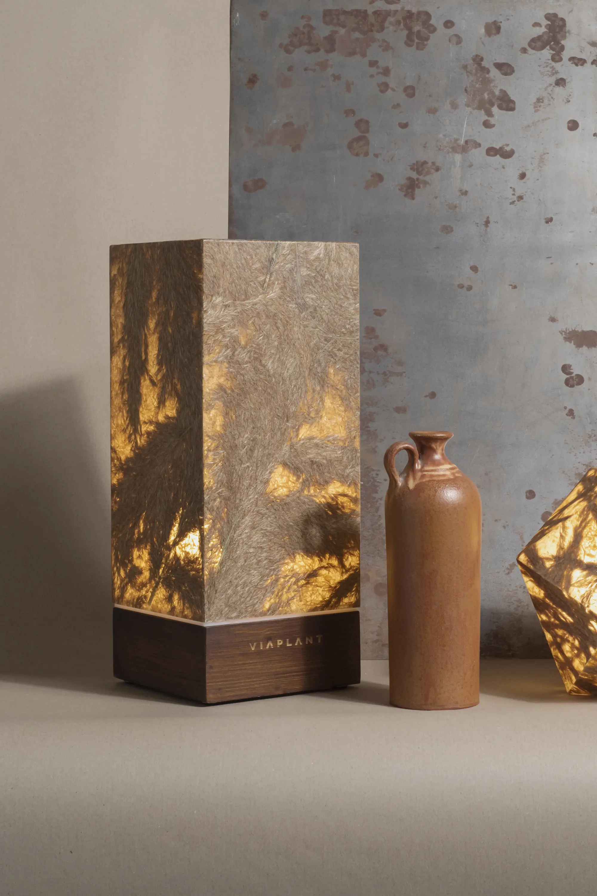 Viaplant - Columna table lamp