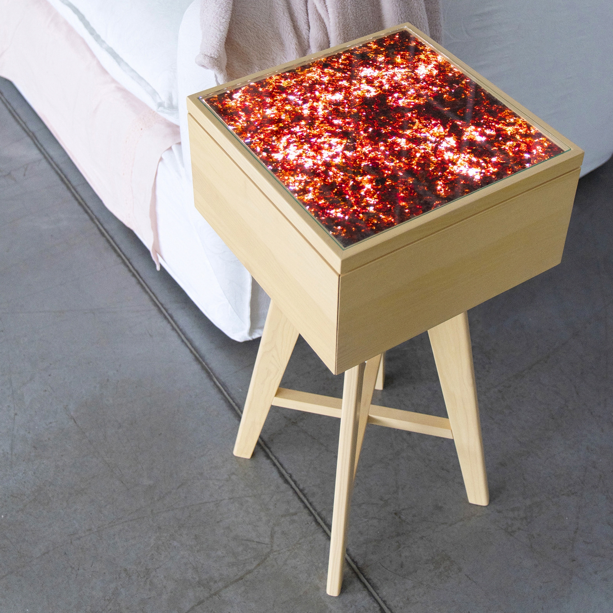 Obliq nightstand