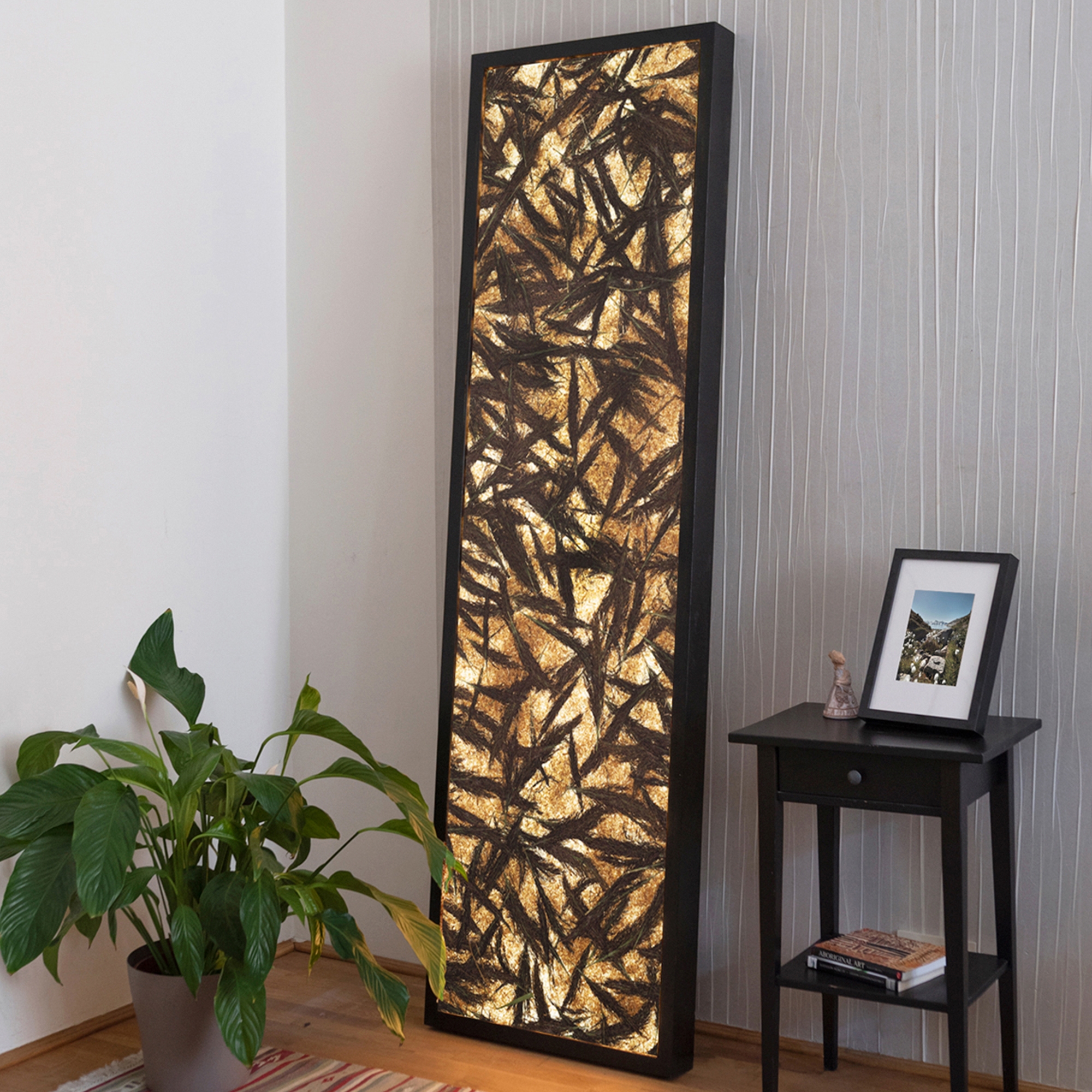 Quadrum Lean floor lamp