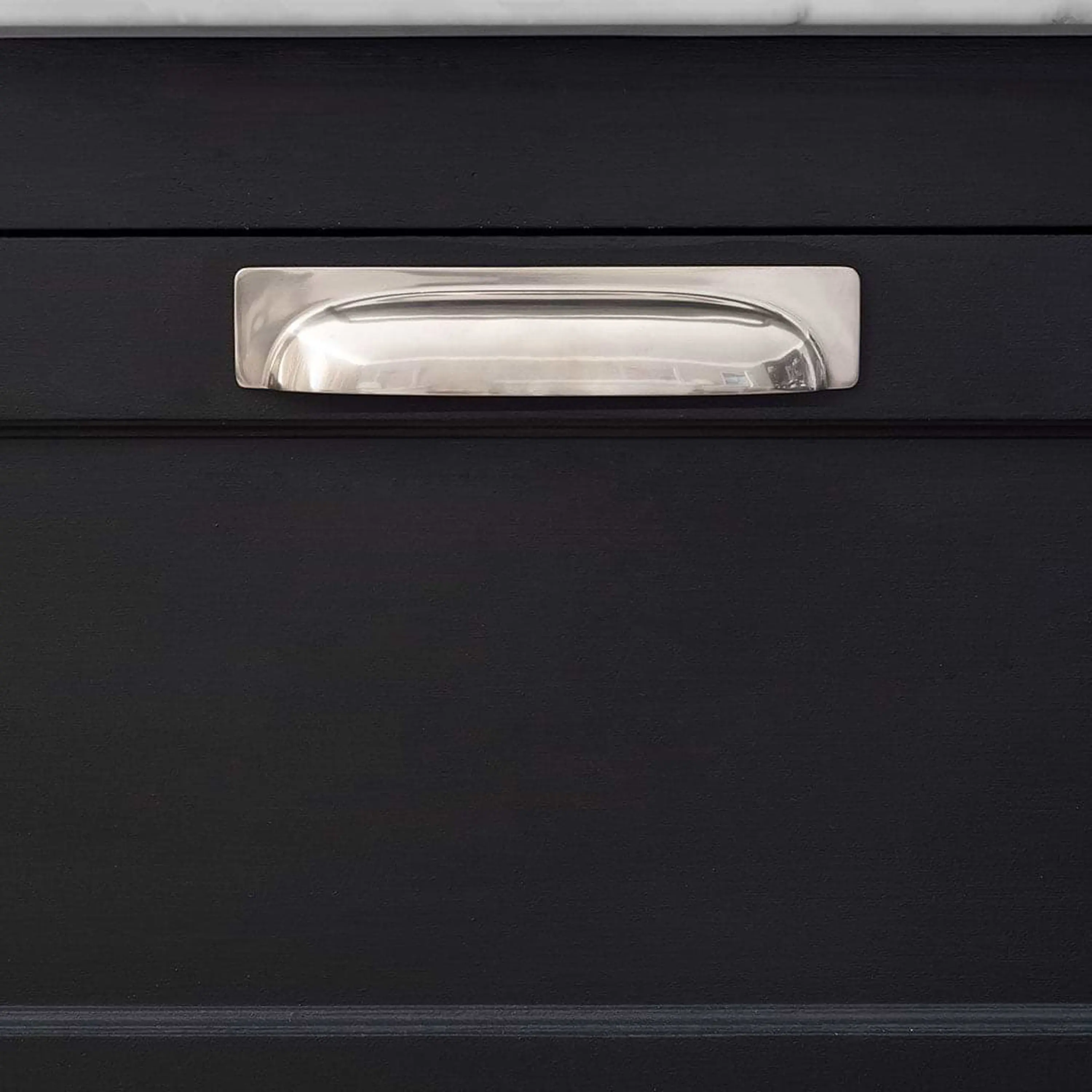 Corston Architectural Detail - Elm Poignée Coquille 164mm