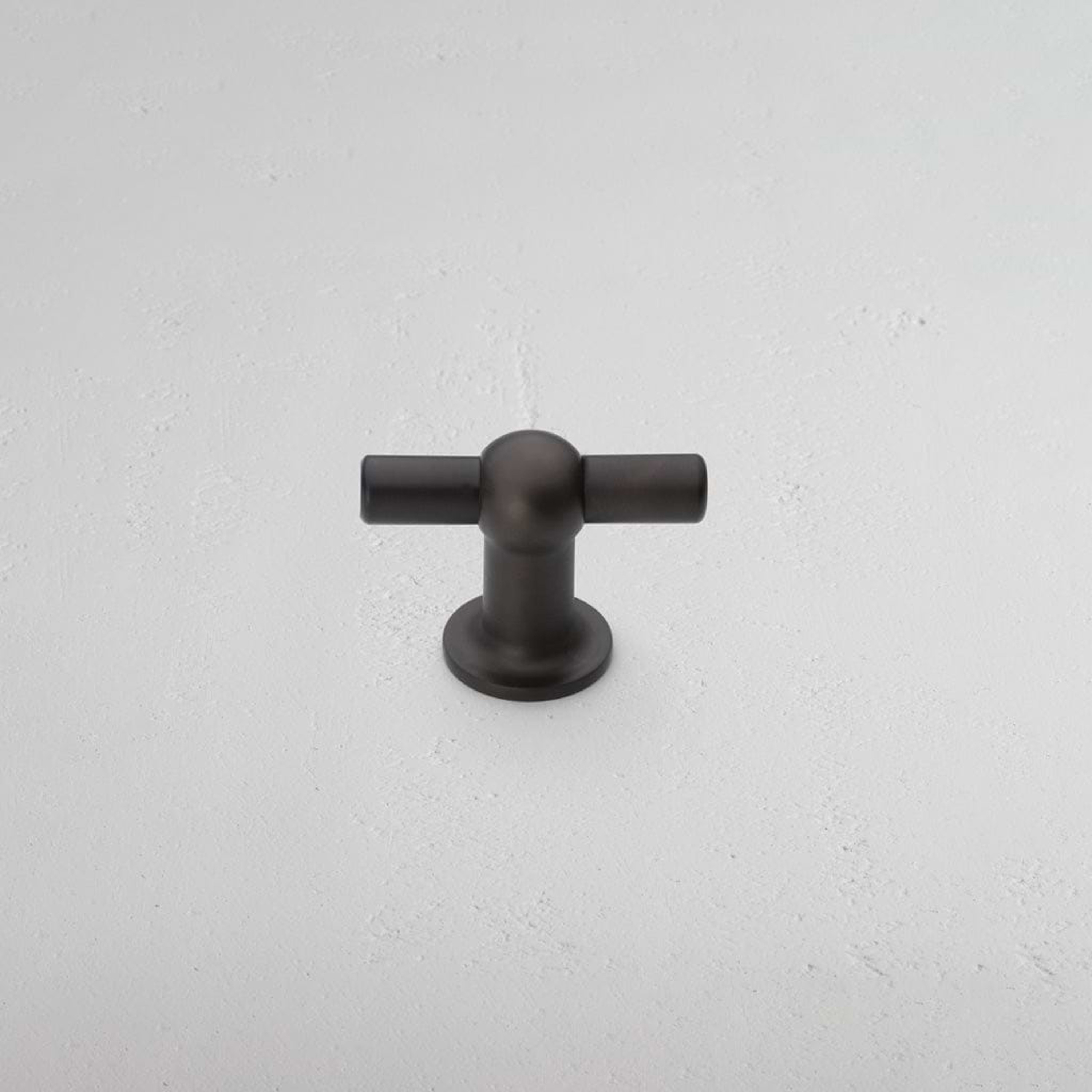 Display product Harper T-Bar Furniture Handle from manufacturer Corston Architectural Detail