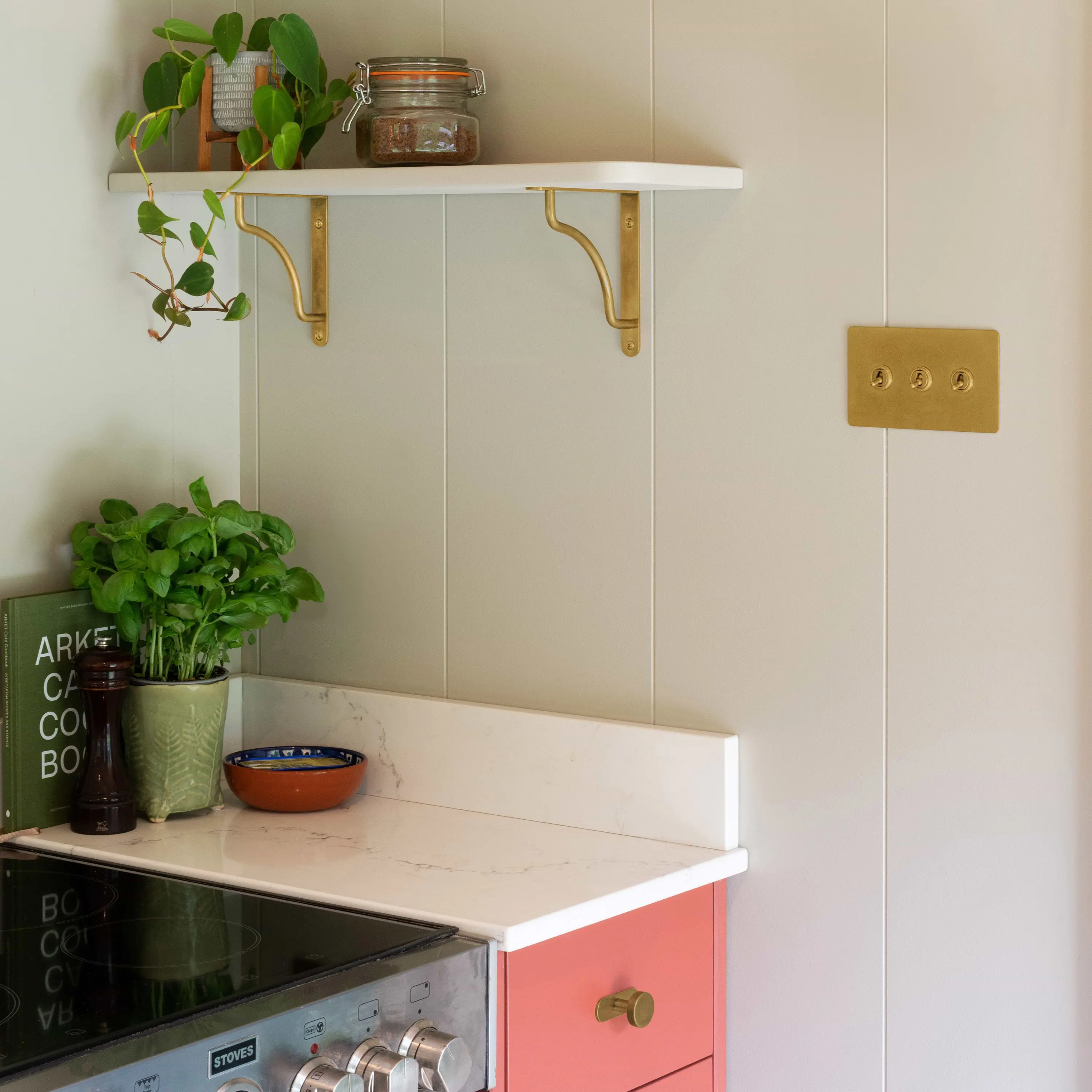 Corston Architectural Detail - Kilburn Staffa per mensola 200mm