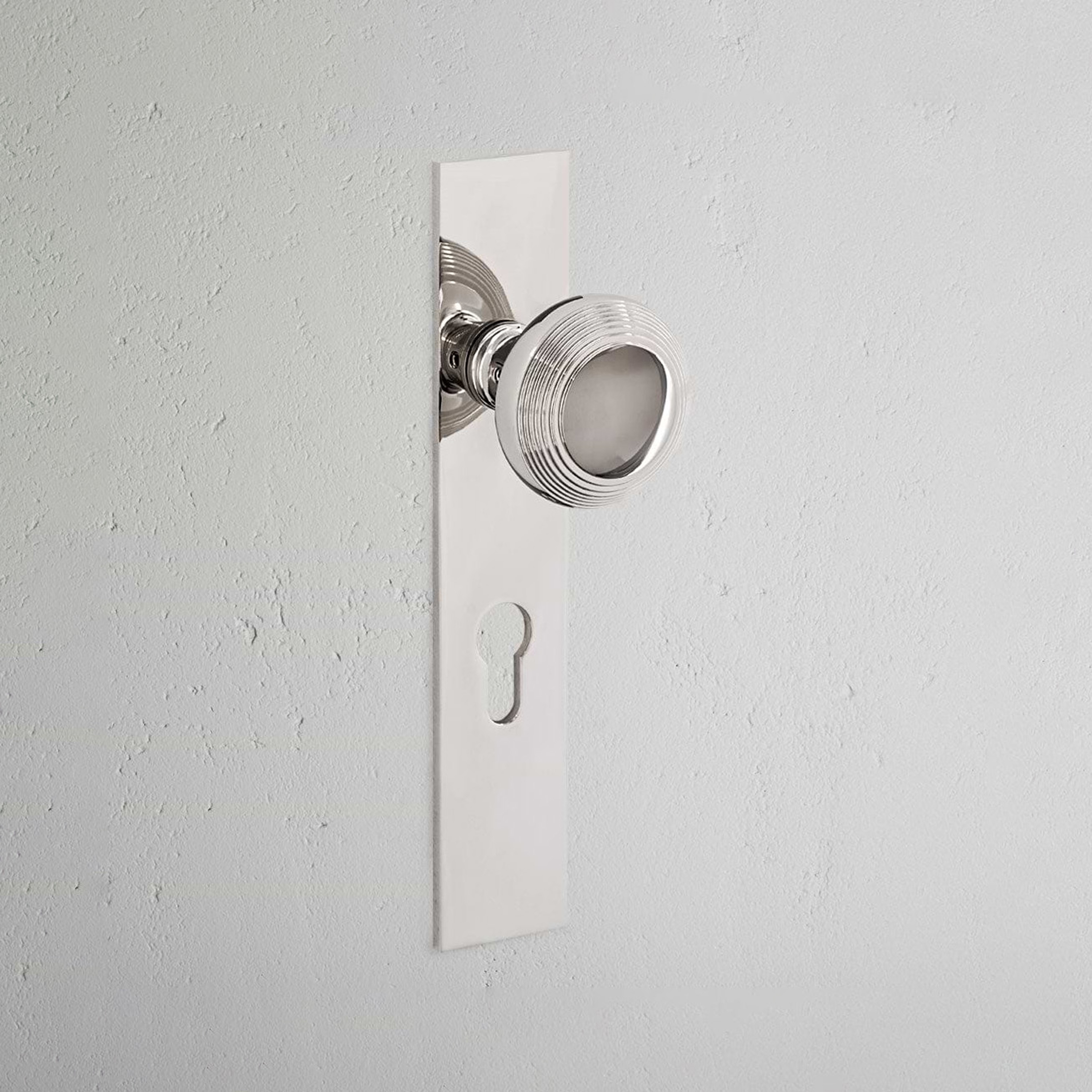 Poplar Long Plate Sprung Door Knob