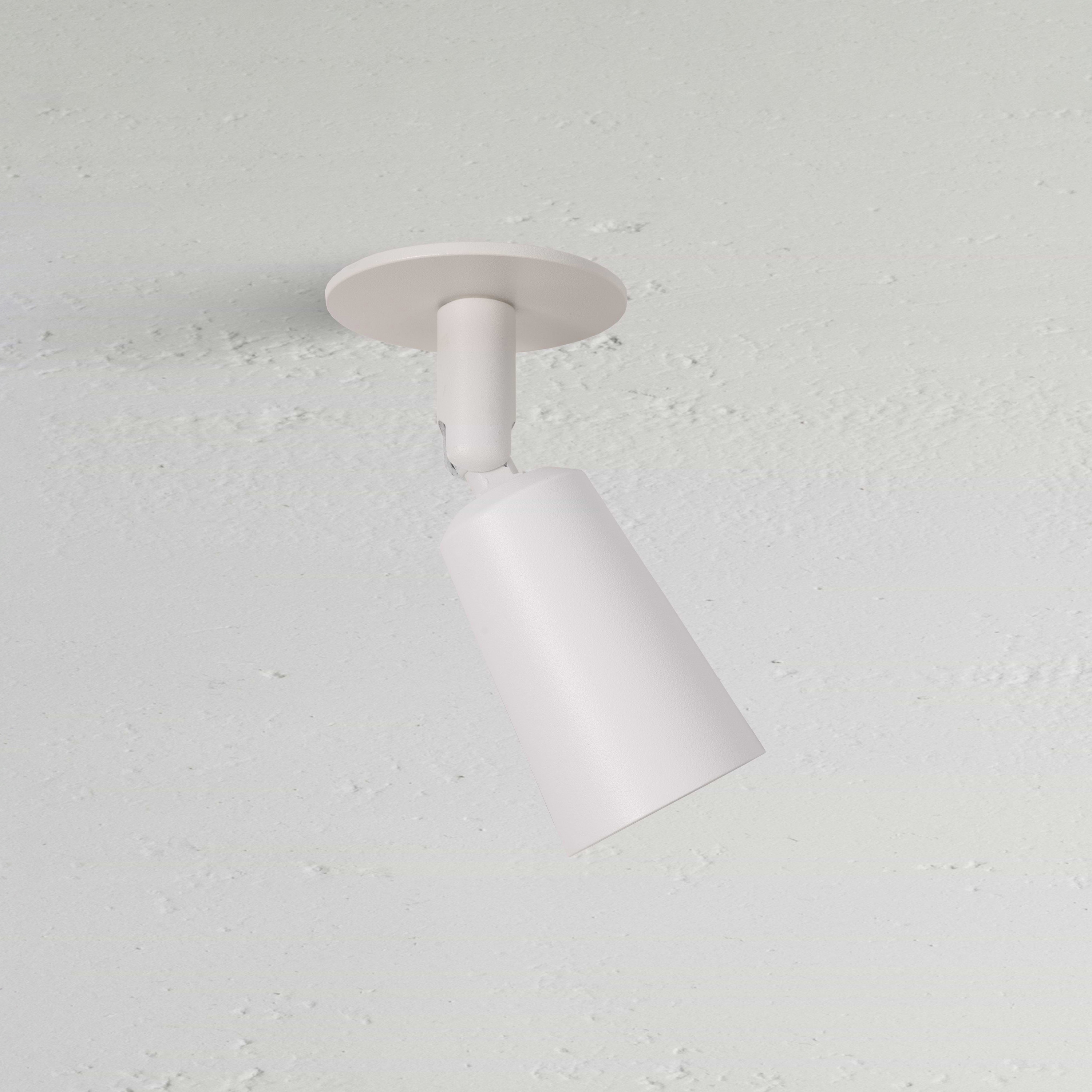 Afficher le produit Pembroke Spots 35mm du fabricant Corston Architectural Detail