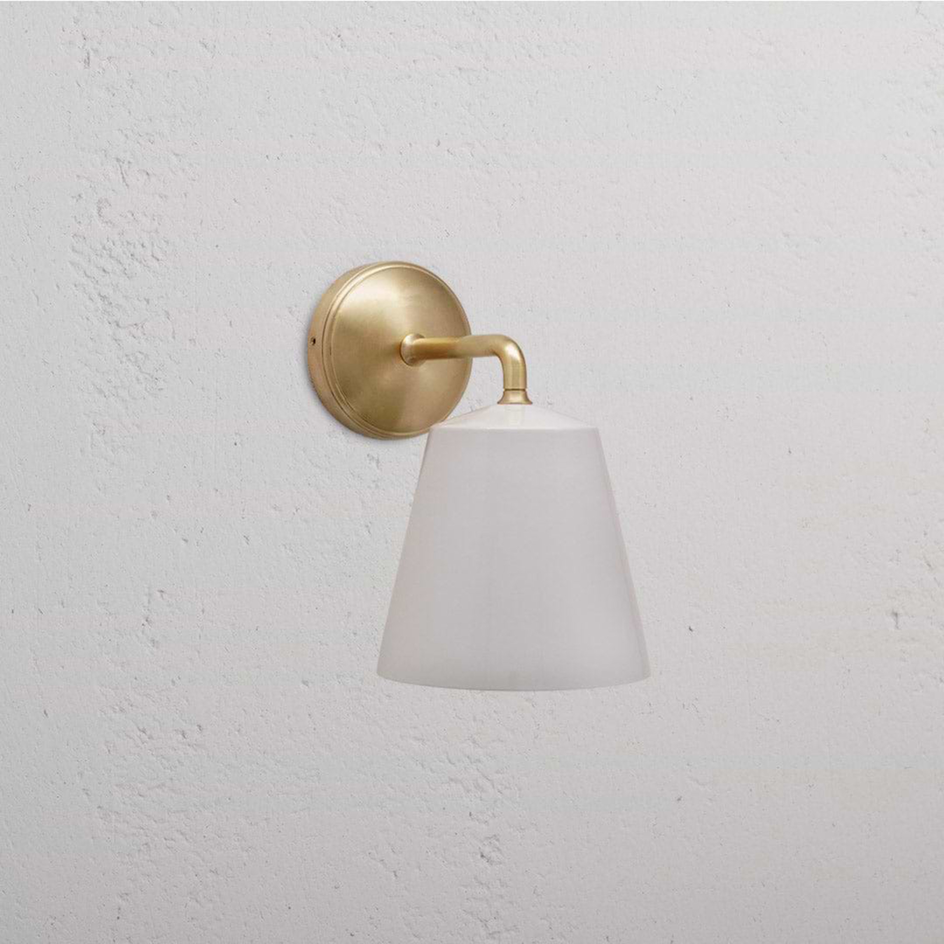Richmond Medium Wall Light