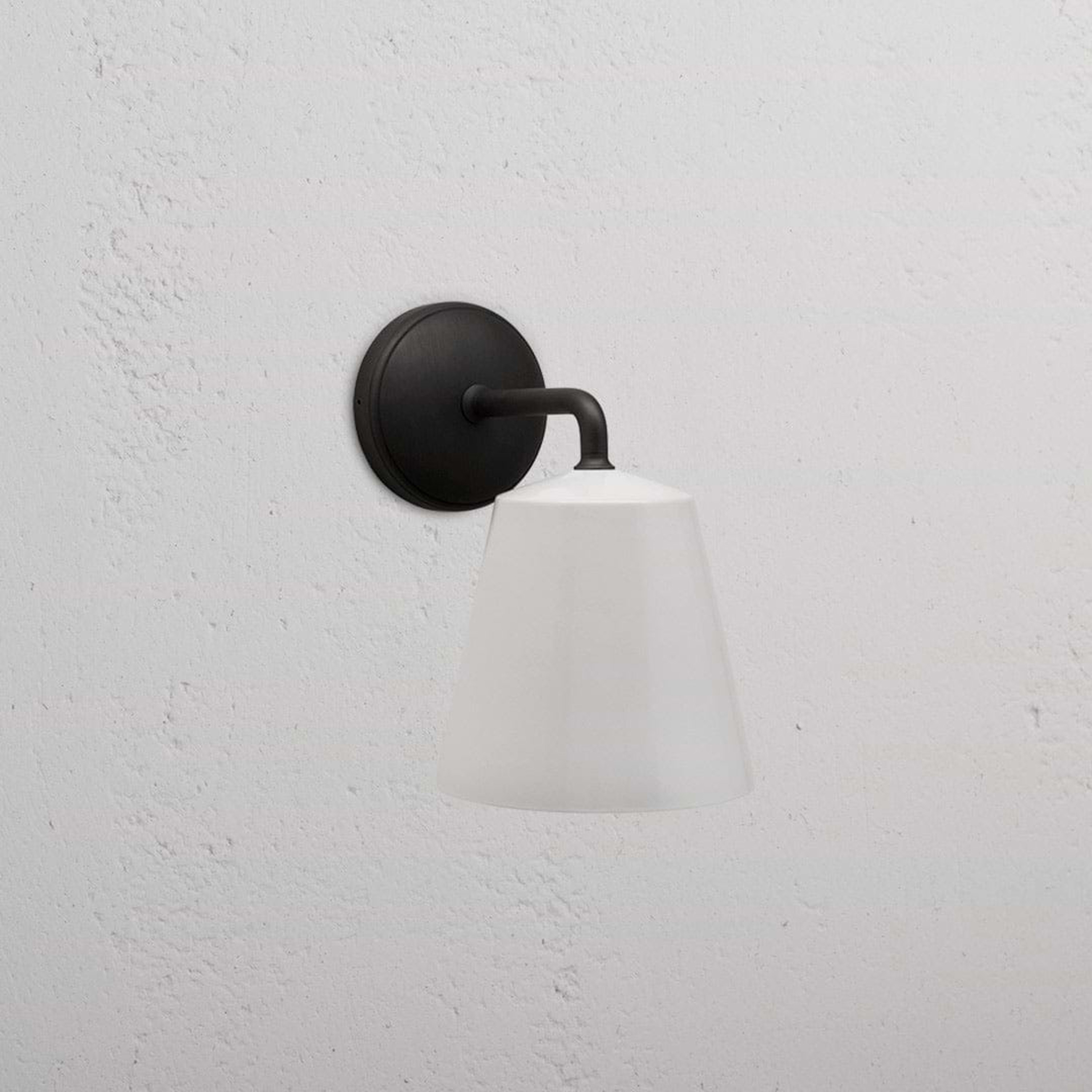 Richmond Medium Wall Light