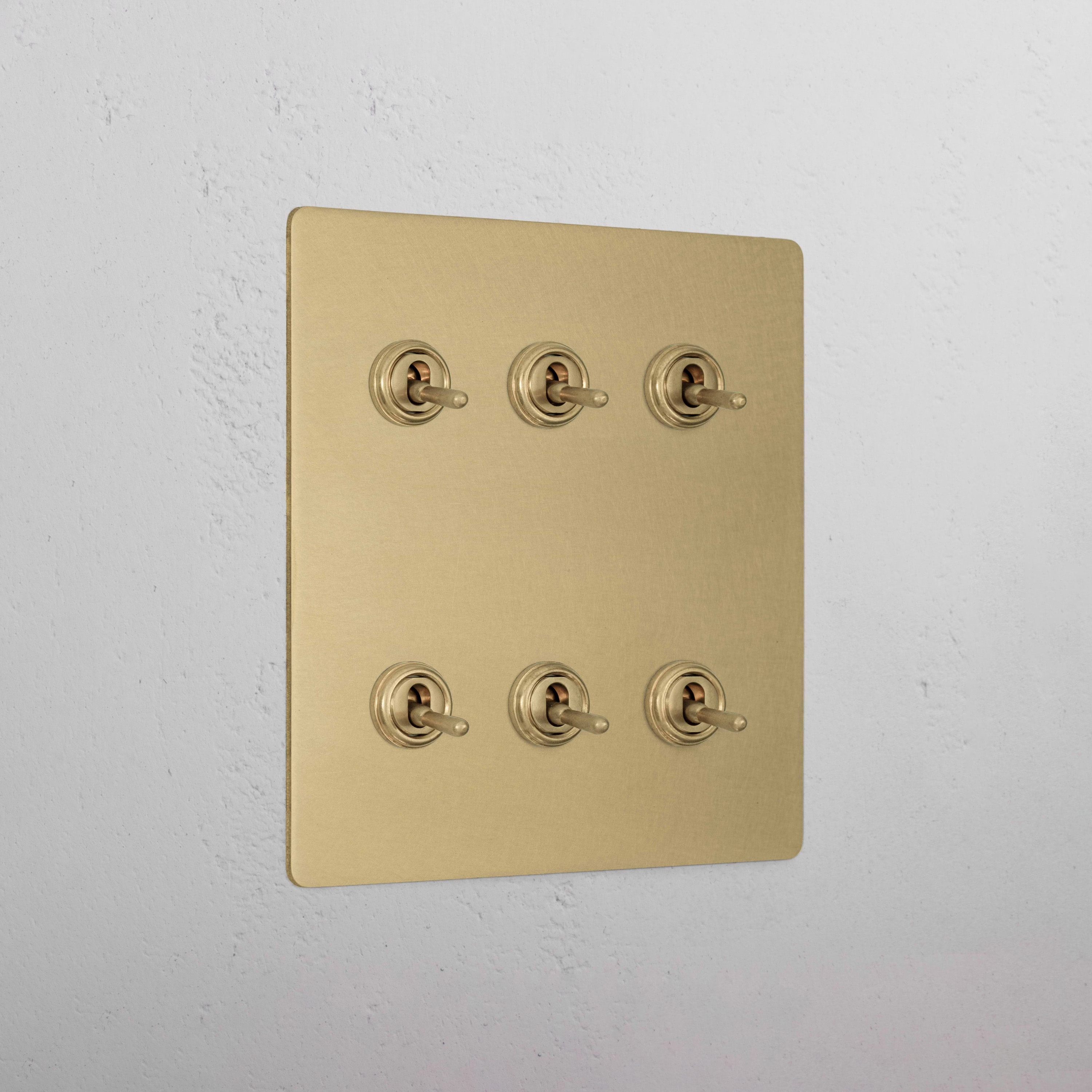 Mostra il prodotto 6G Two Way Toggle Switch del produttore Corston Architectural Detail