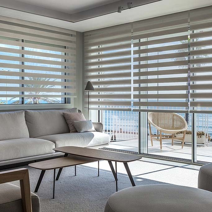 Display product Banded Shades from manufacturer BANDALUX