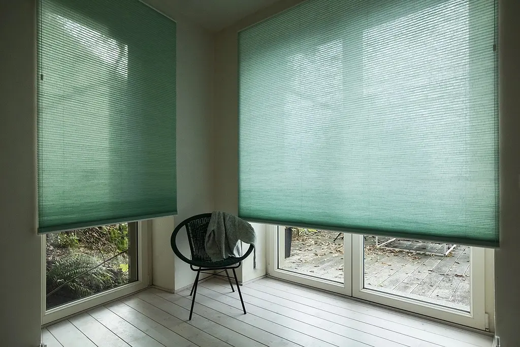 BANDALUX - Pleated Shades