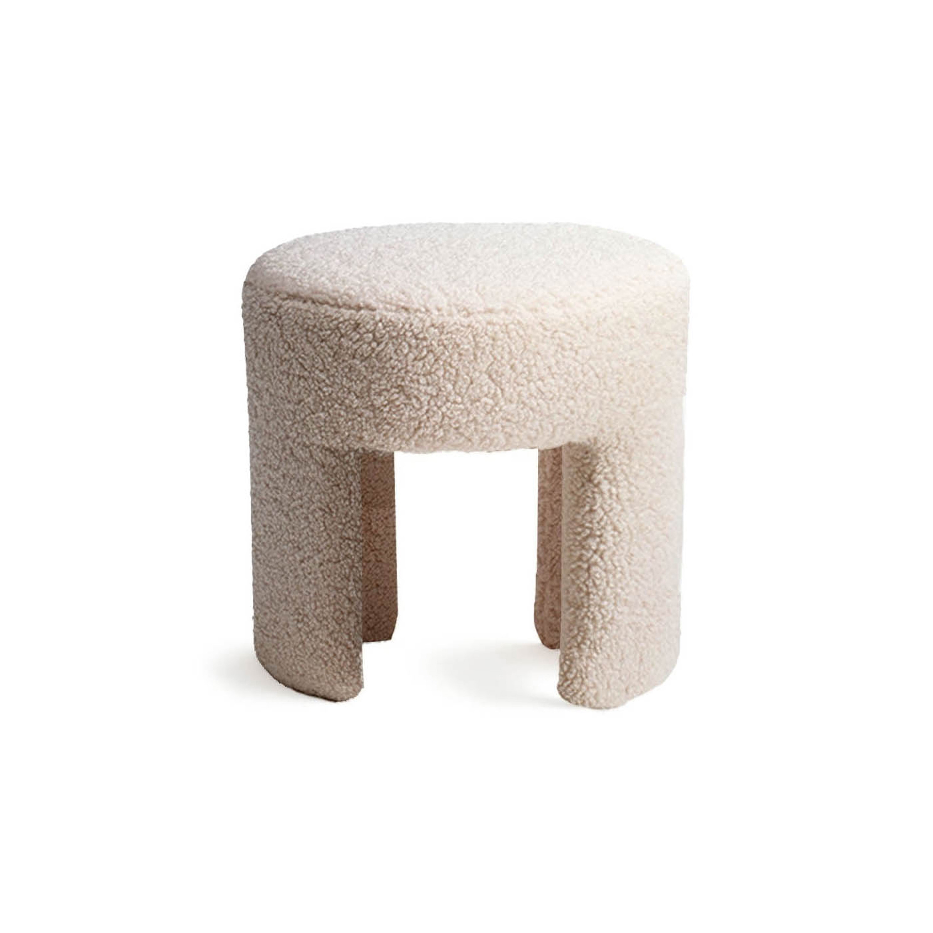Furia Stool White Sheep