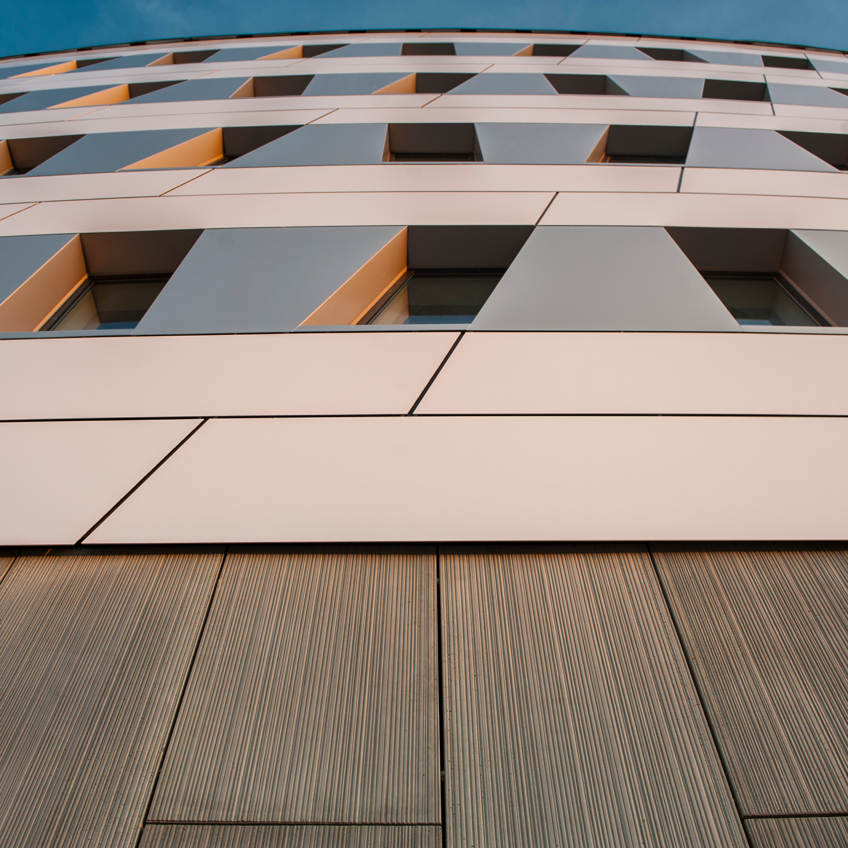 VENTILATED FAÇADE SYSTEMS