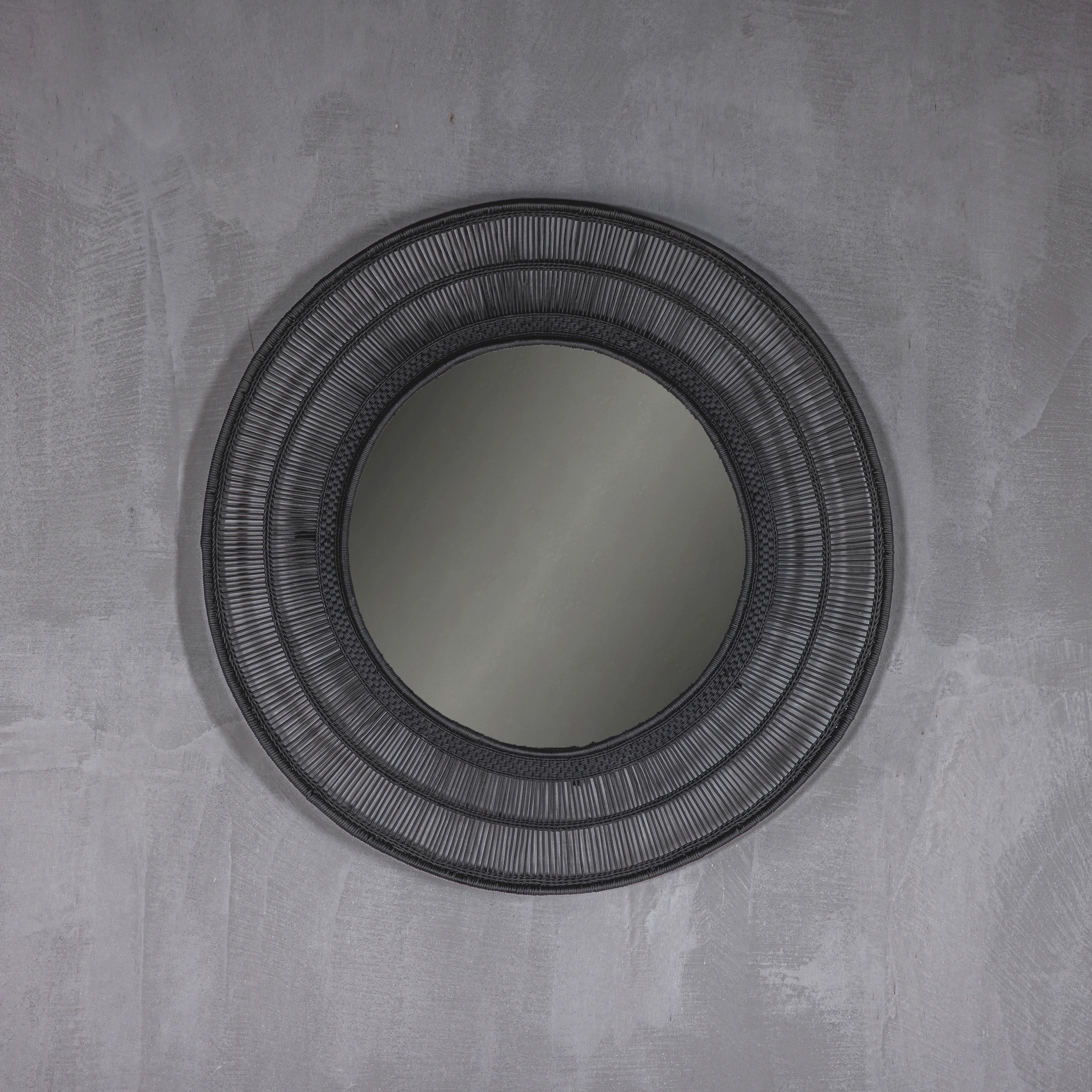 Mostrar el producto Malawi | Mirror Round Black Large del fabricante Set Collection