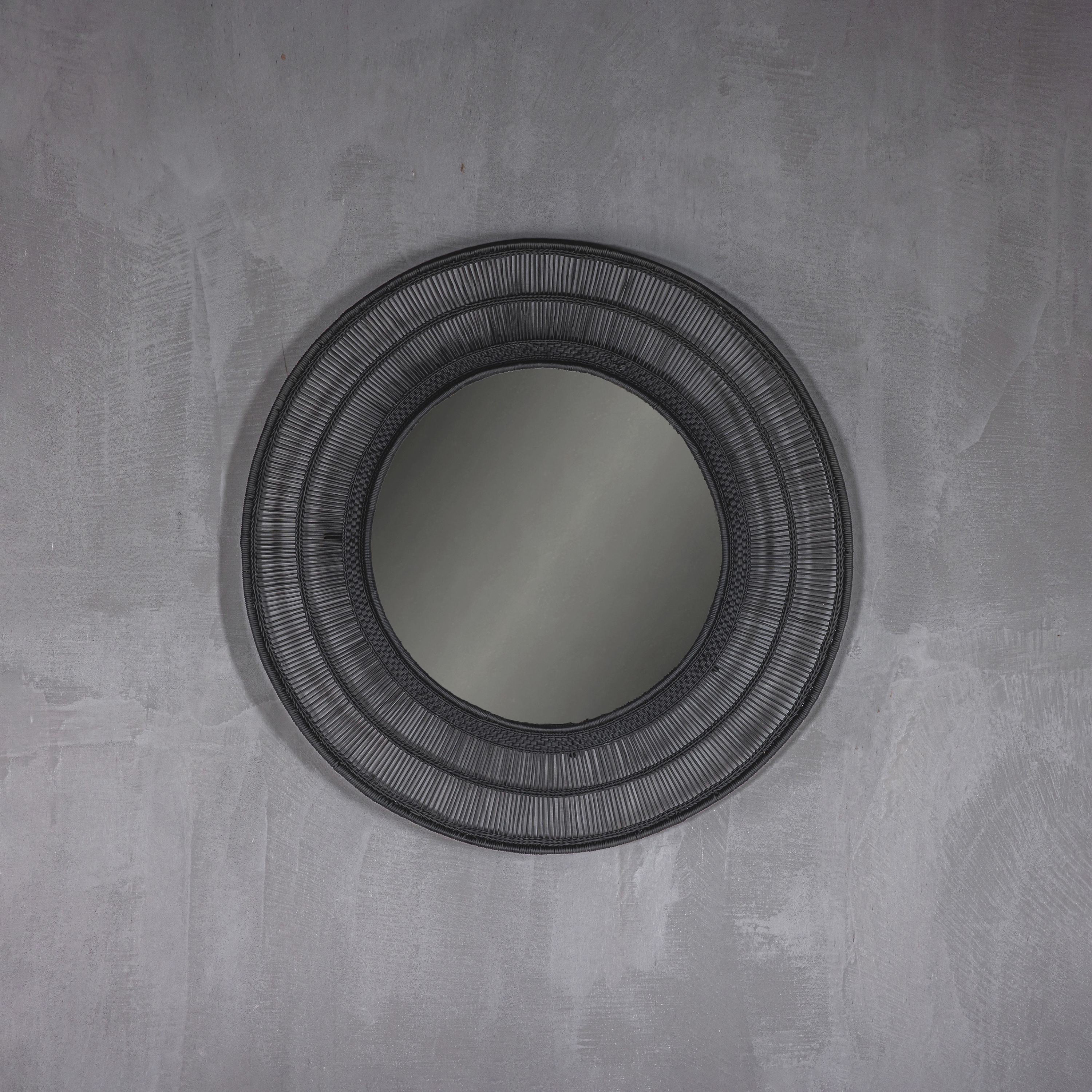 Mostrar el producto Malawi | Mirror Round Black Small del fabricante Set Collection
