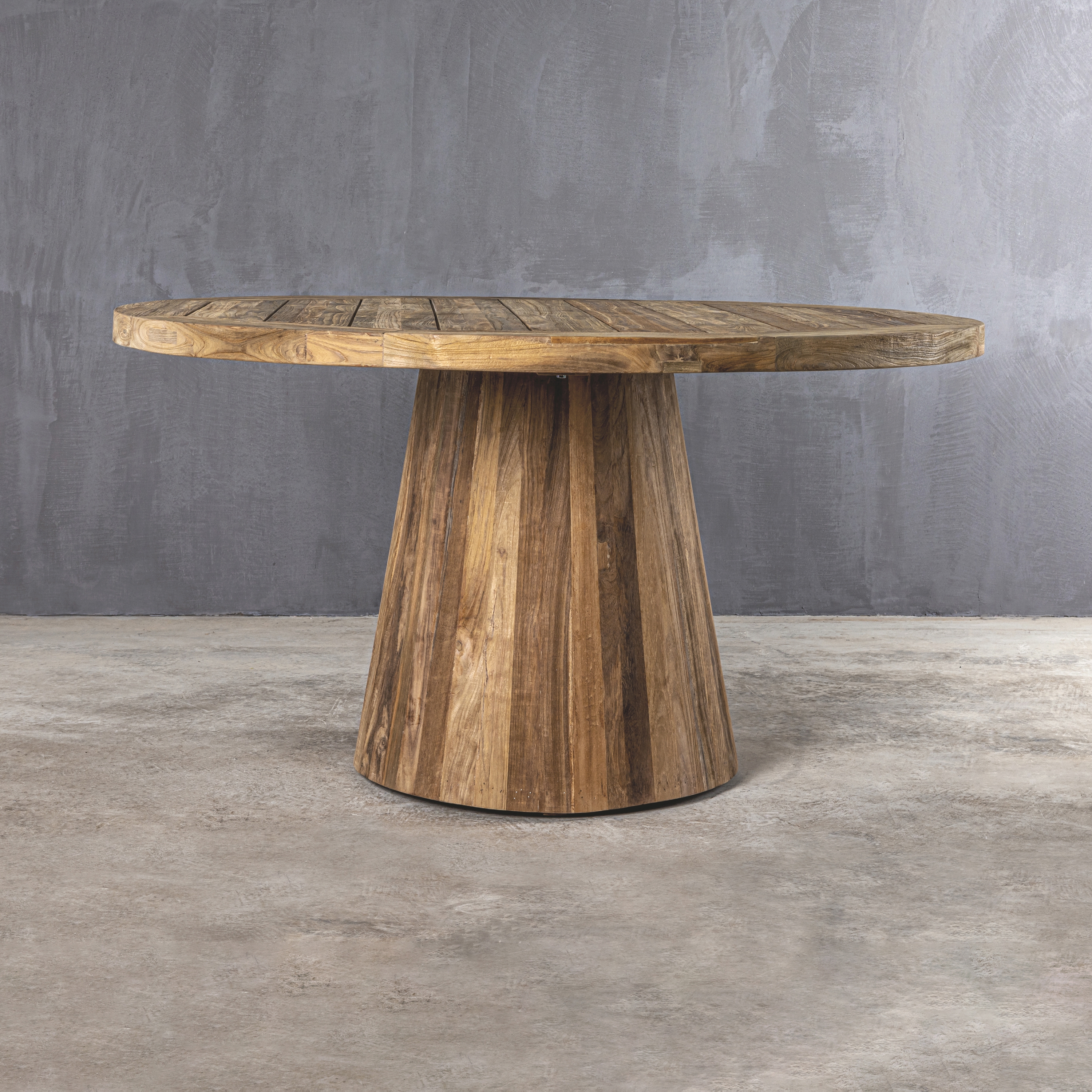 Display product Slow Reclaimed | Ikon 160 Dining Table from manufacturer Set Collection