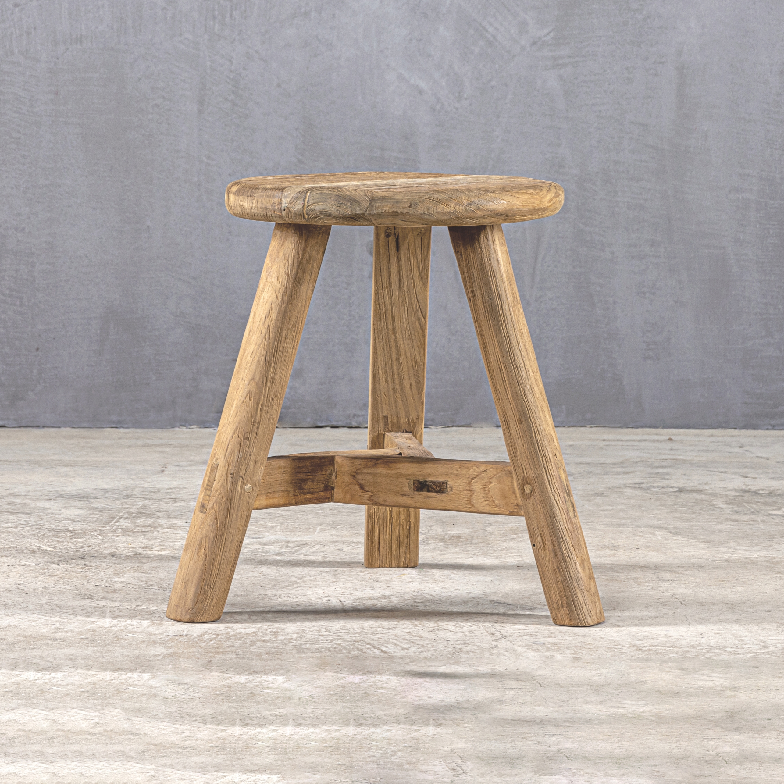 Produkt Slow Reclaimed | Soko 45 Stool des Herstellers Set Collection anzeigen