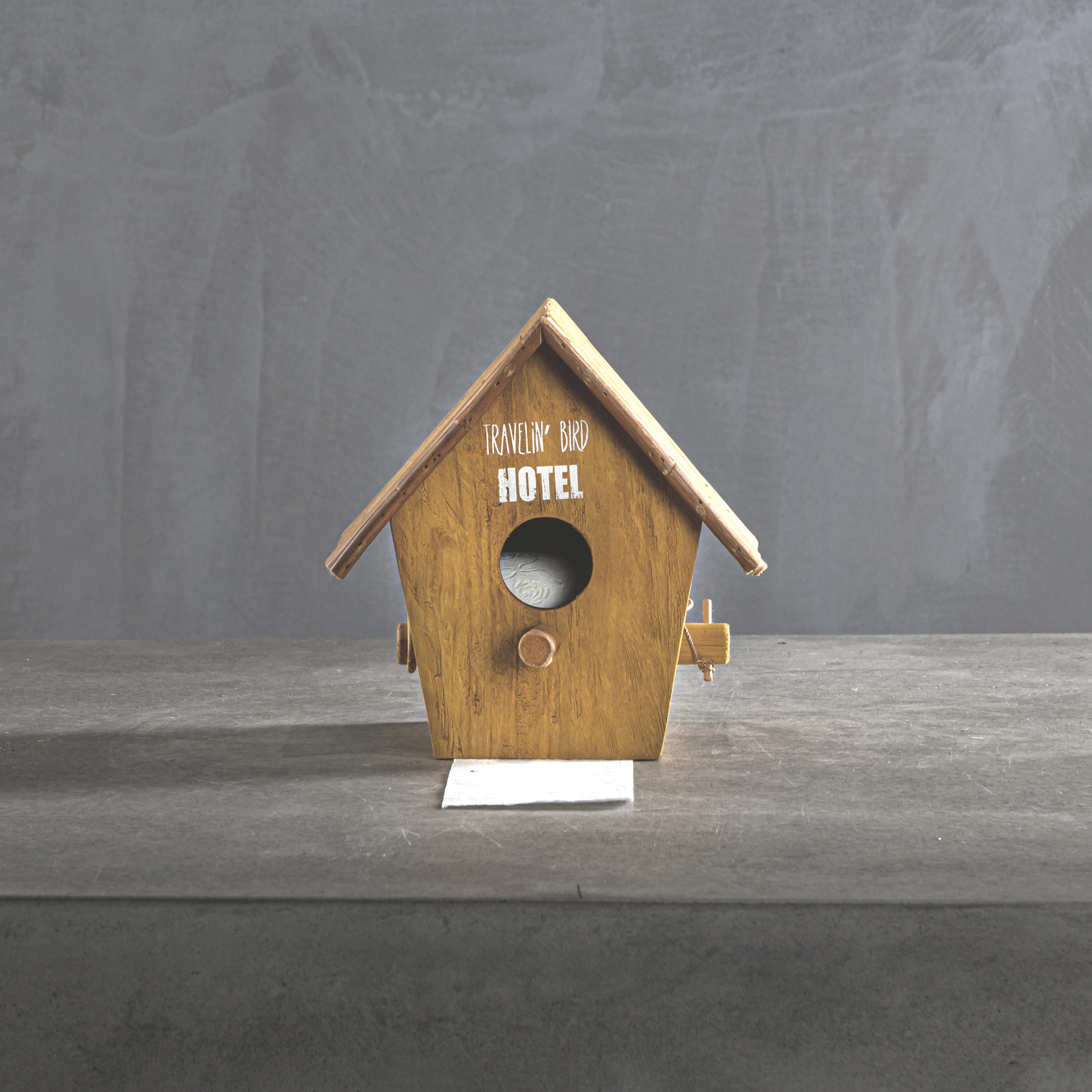 Mostra il prodotto Kanso | Bird House Toilet Roll Teak del produttore Set Collection
