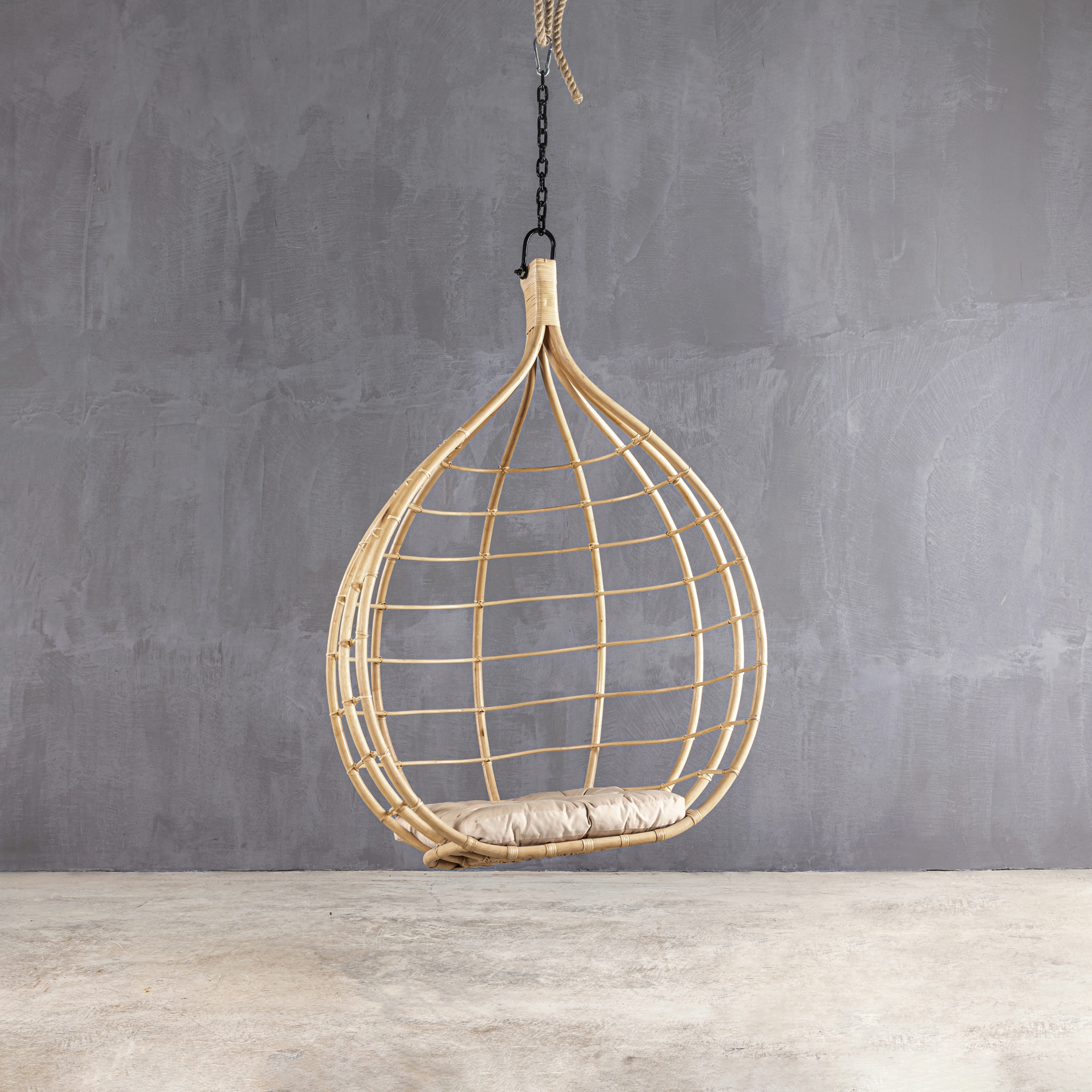 Display product Kanso | Onion Hanging Chair from manufacturer Set Collection
