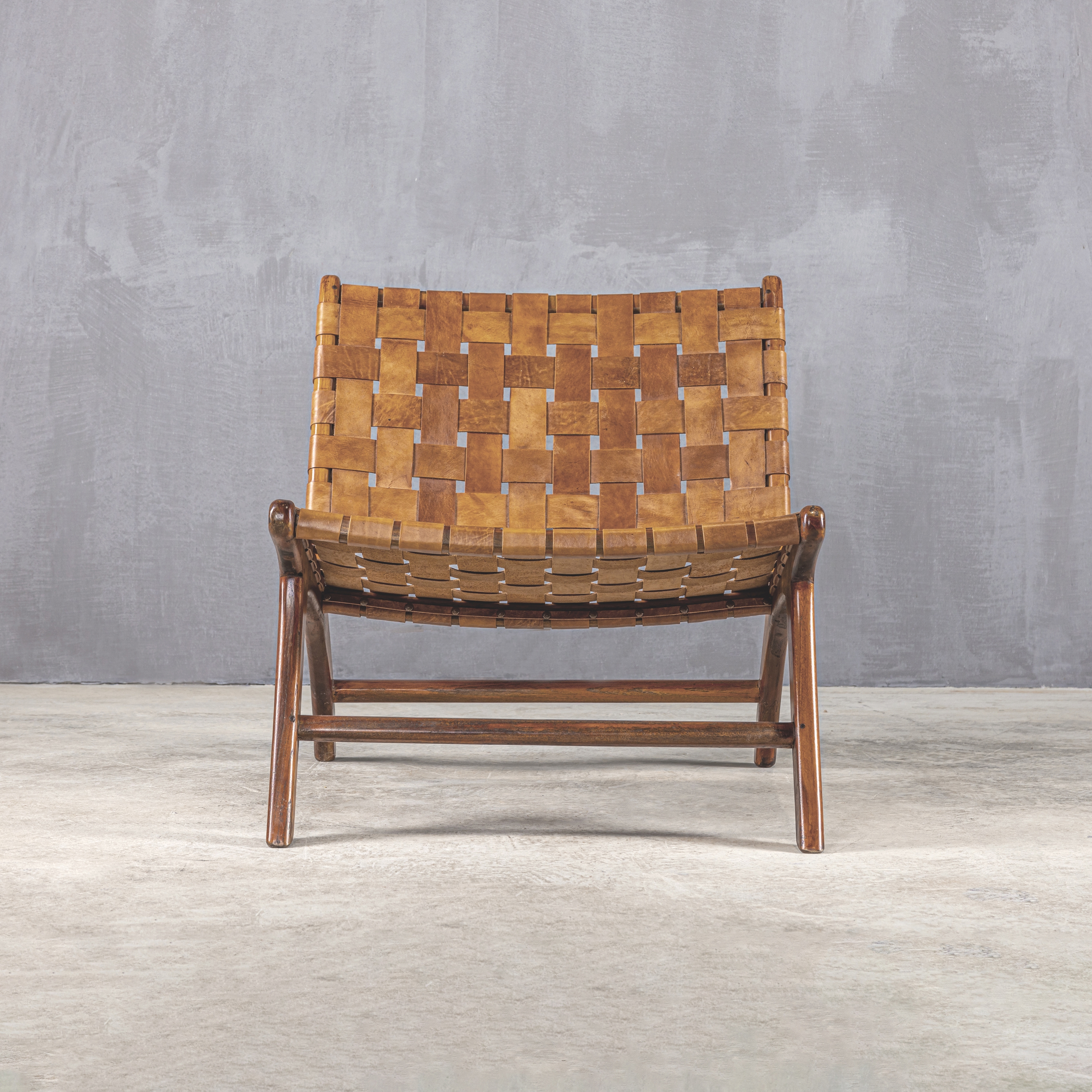 Display product Kanso | Strap Camel Lounge Chair Teak Leather from manufacturer Set Collection