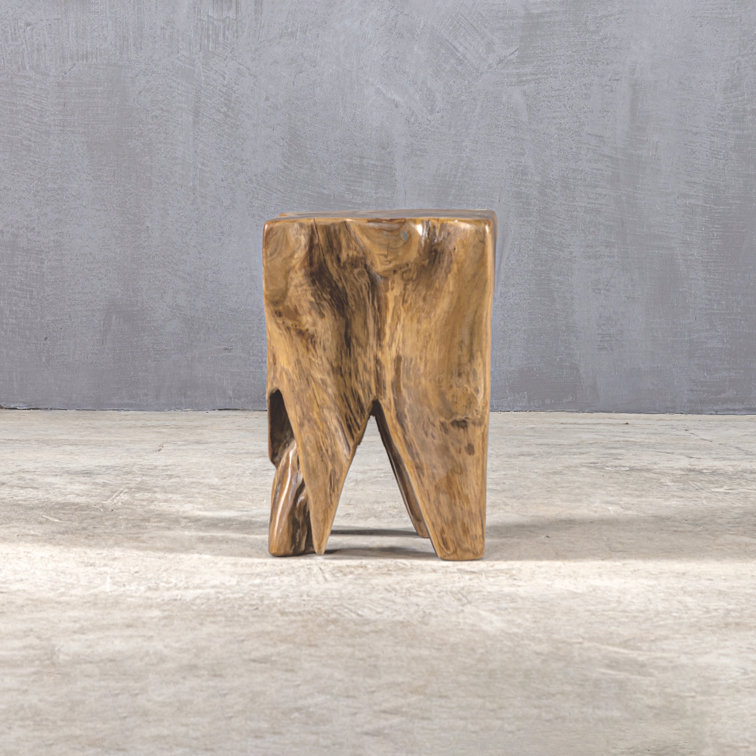 Produkt Slow | Tooth Stool Suar High des Herstellers Set Collection anzeigen