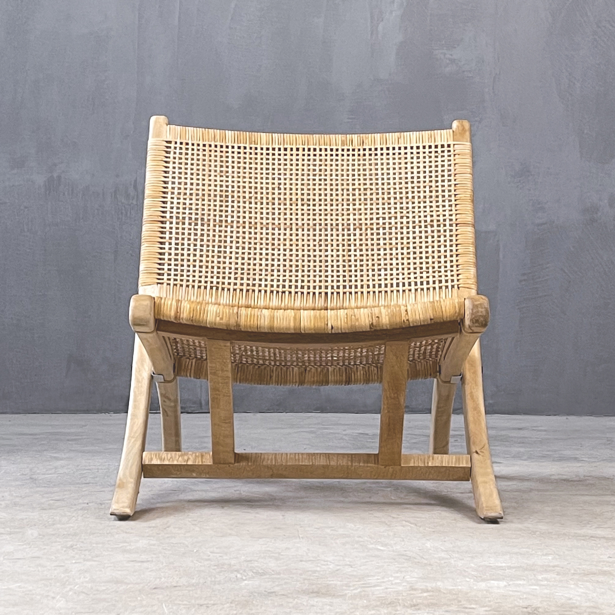Display product Kanso | Bergen Folding Beach Chair Mango Rattan from manufacturer Set Collection